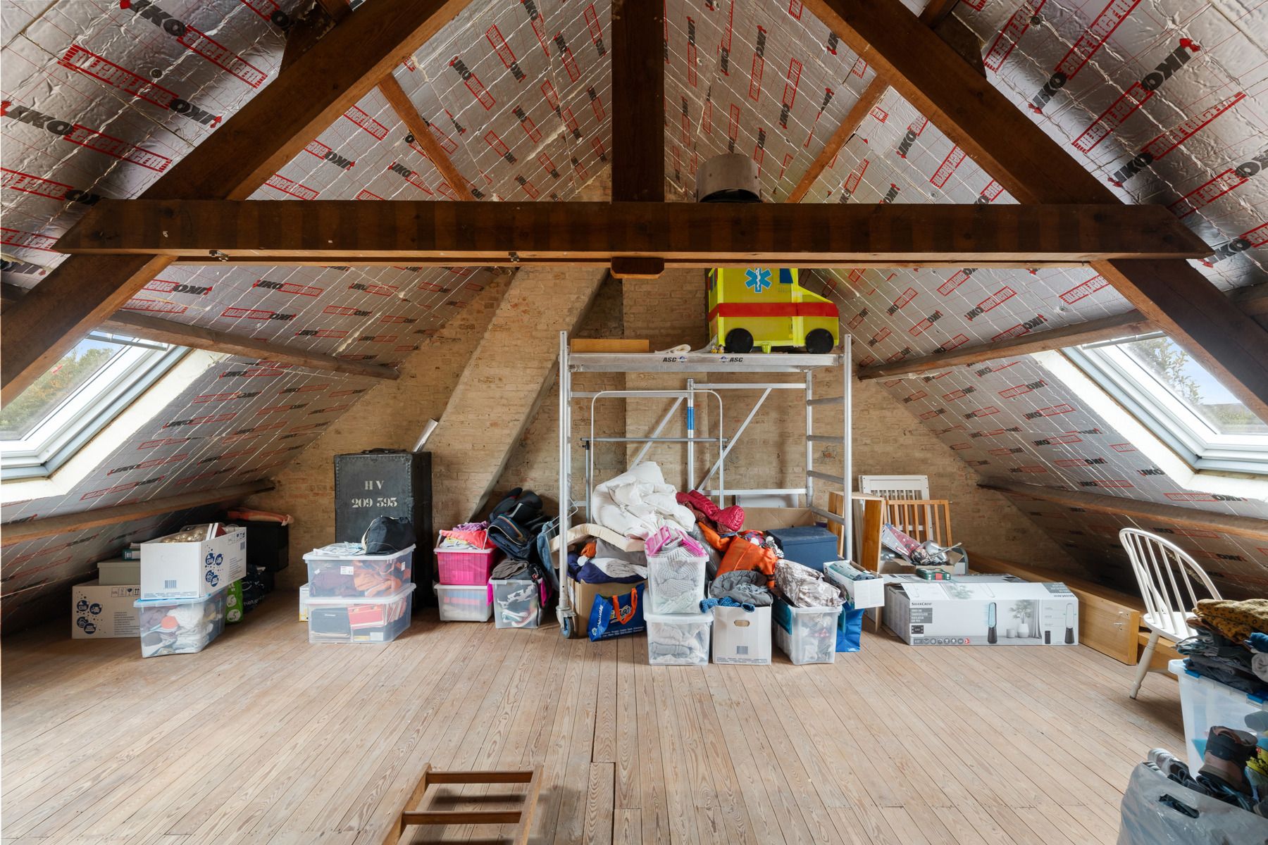 Gezellige gezinswoning met zonnige tuin in residentiële wijk foto 18