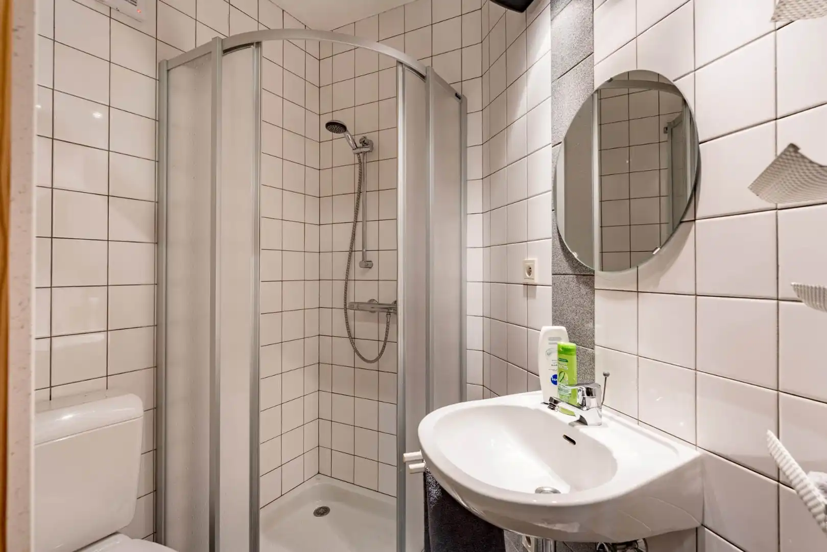 Gezinswoning met zuidgerichte tuin en garage, 5a 85ca foto 17