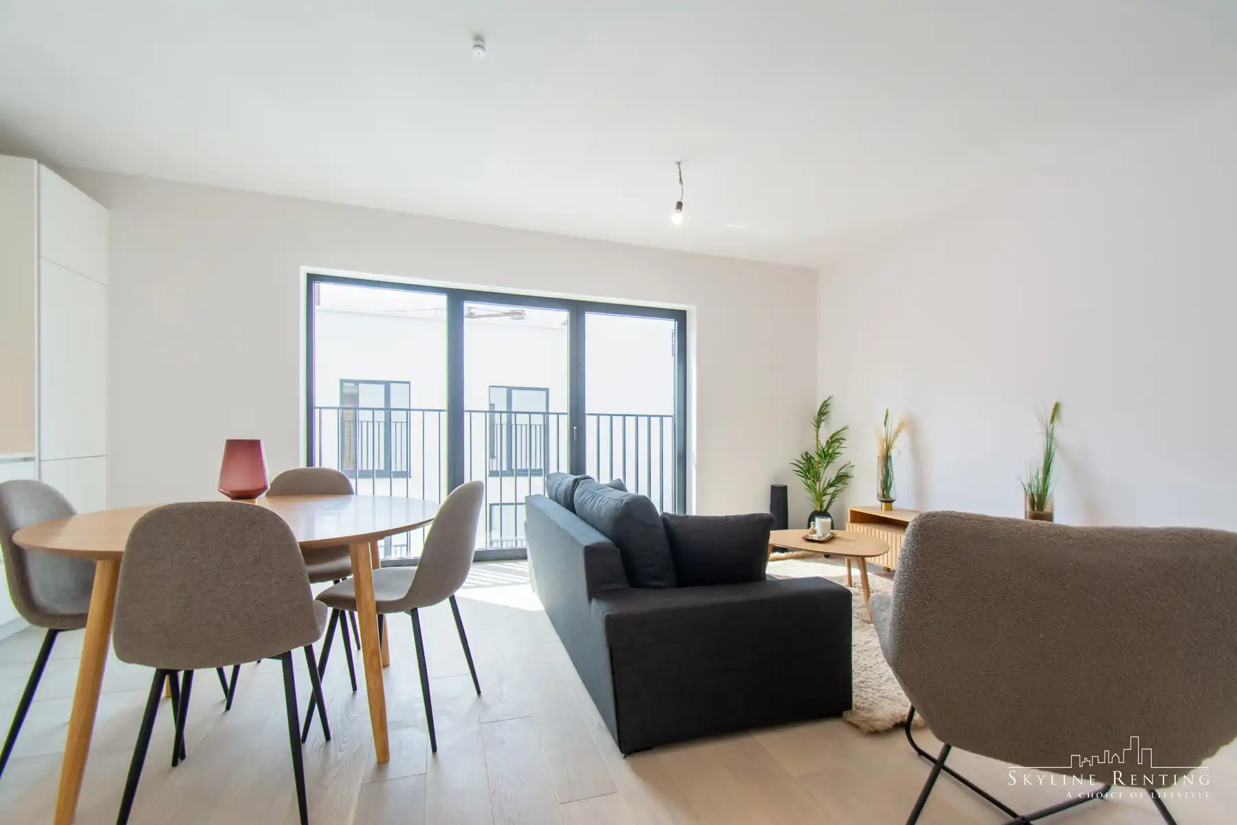Prachtig nieuwbouw 1 slaapkamer appartement met terras foto 2