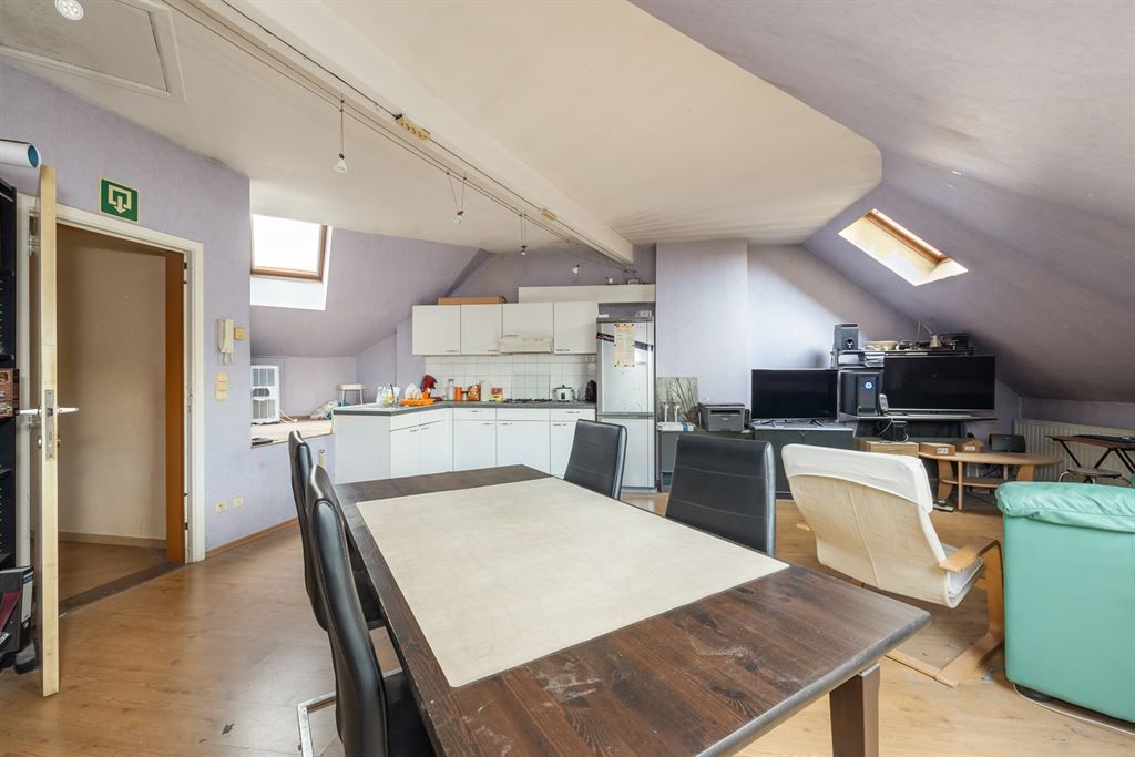 Renovatieproject met potentieel foto 24