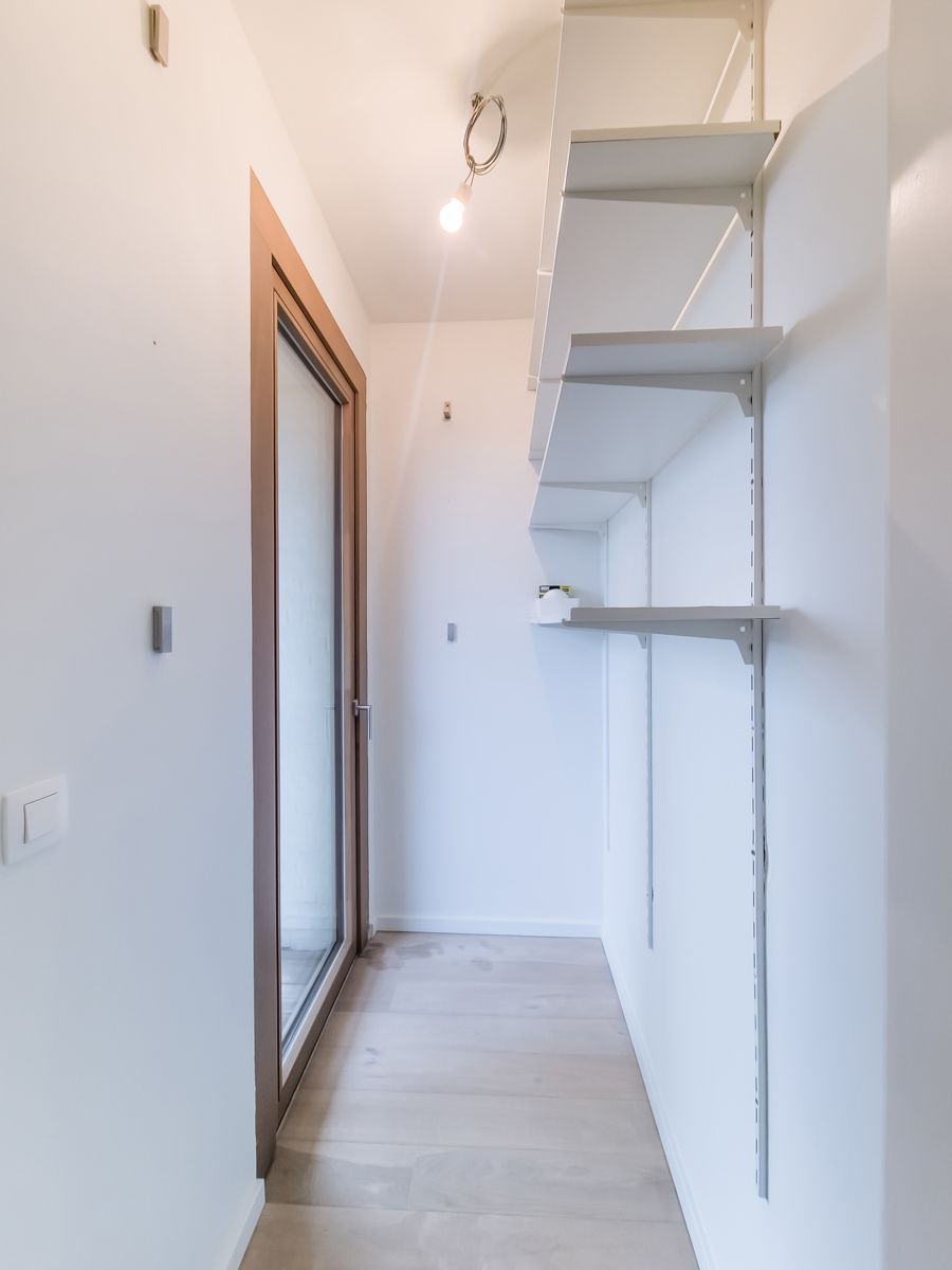 Lichtrijk 1 slpk app. met groot terras foto 5