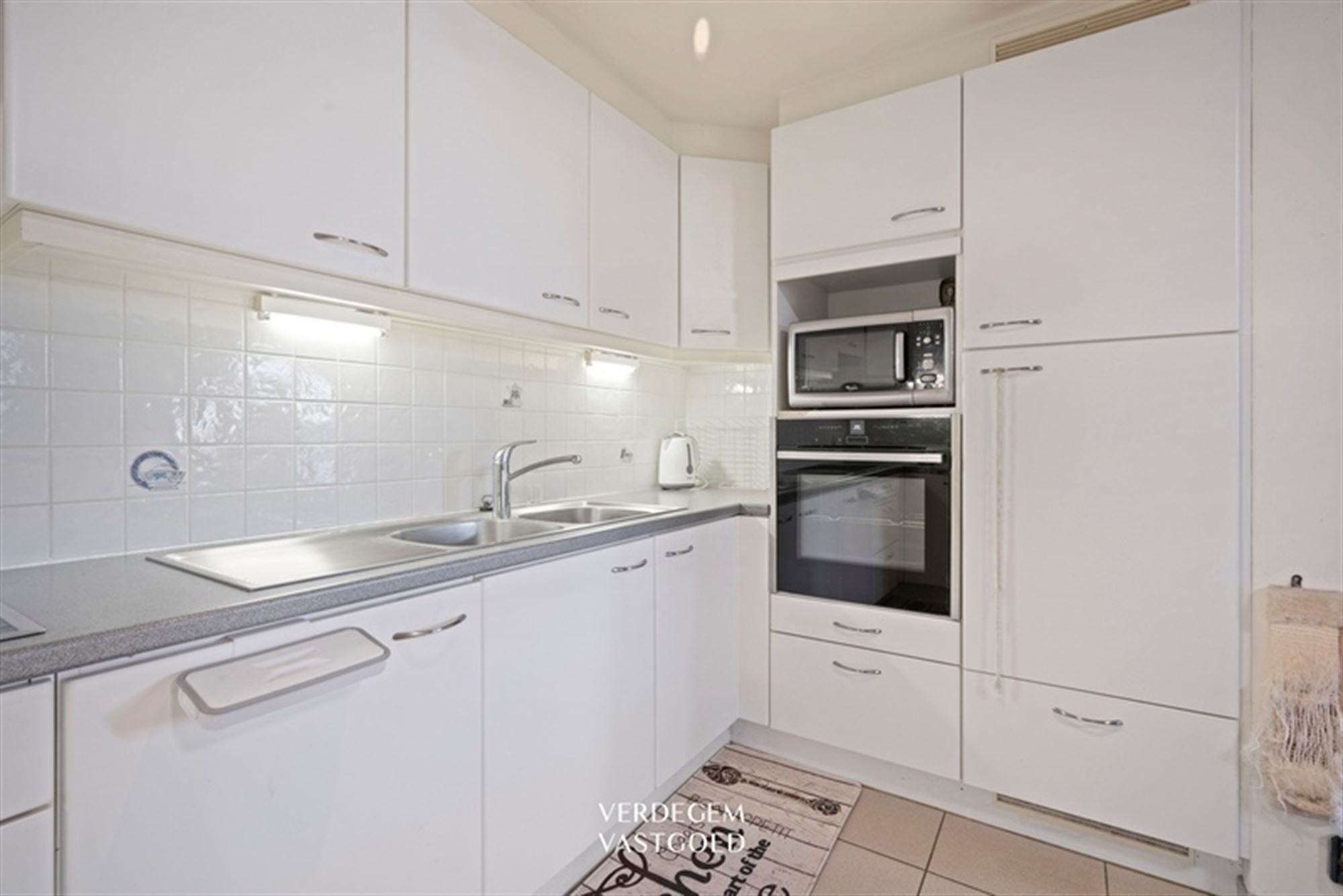 Gezellig appartement met 2 slaapkamers, terras en autostaanplaats foto 10