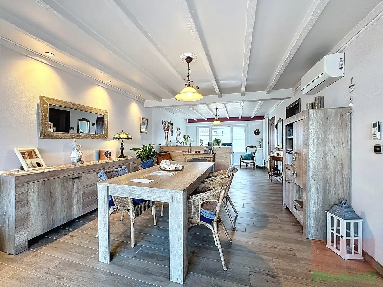 Instapklare en energiezuinige bungalow met 2 slaapkamers, zonneterras en inpandige garage foto 3