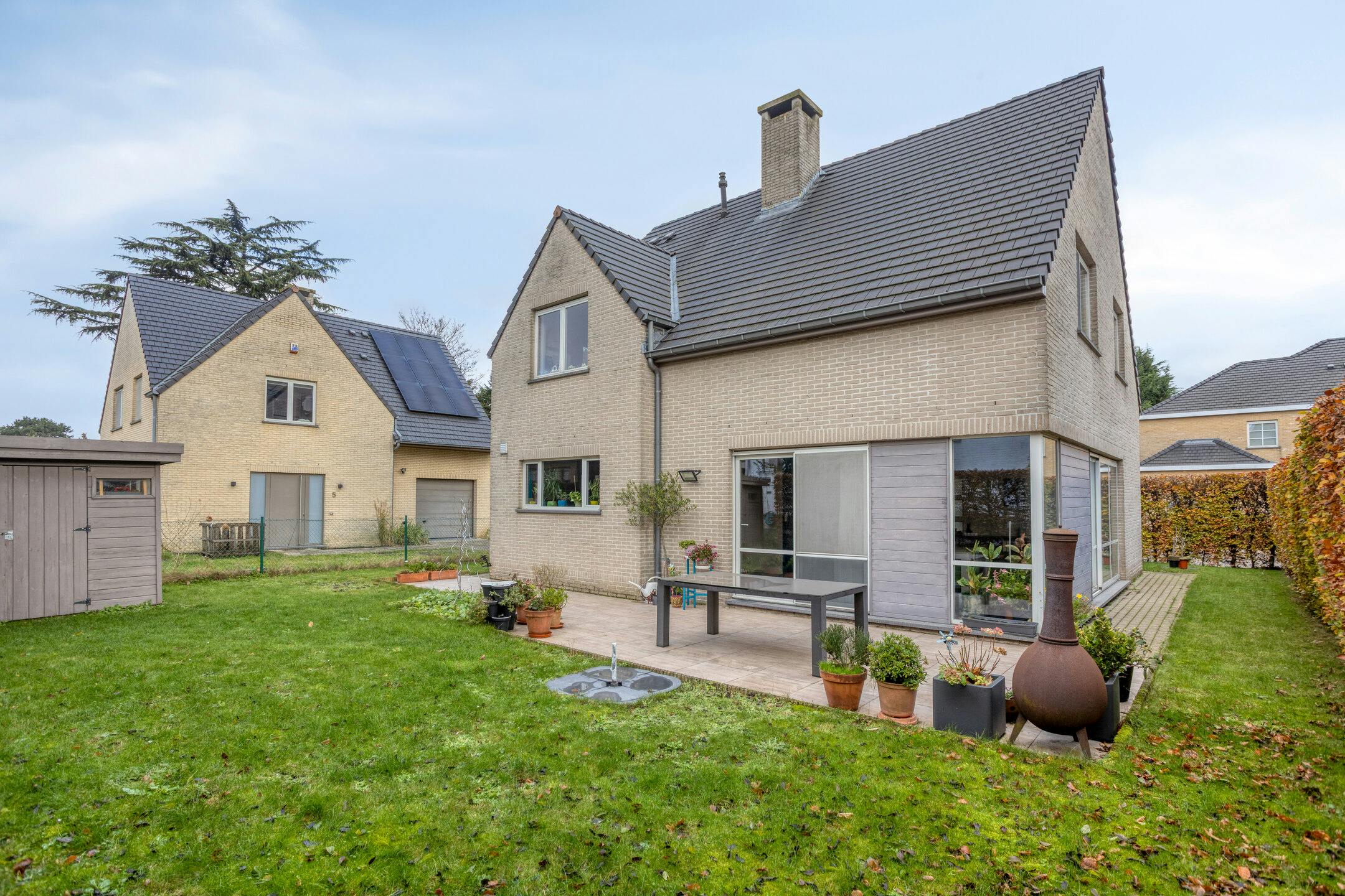Alleenstaande villa in rustige woonwijk in Strombeek-Bever foto 2