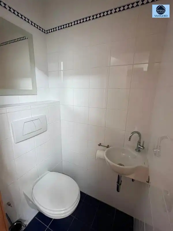 HANDELSHUIS EN APPARTEMENT MET 4 SLAAPKAMERS foto 6