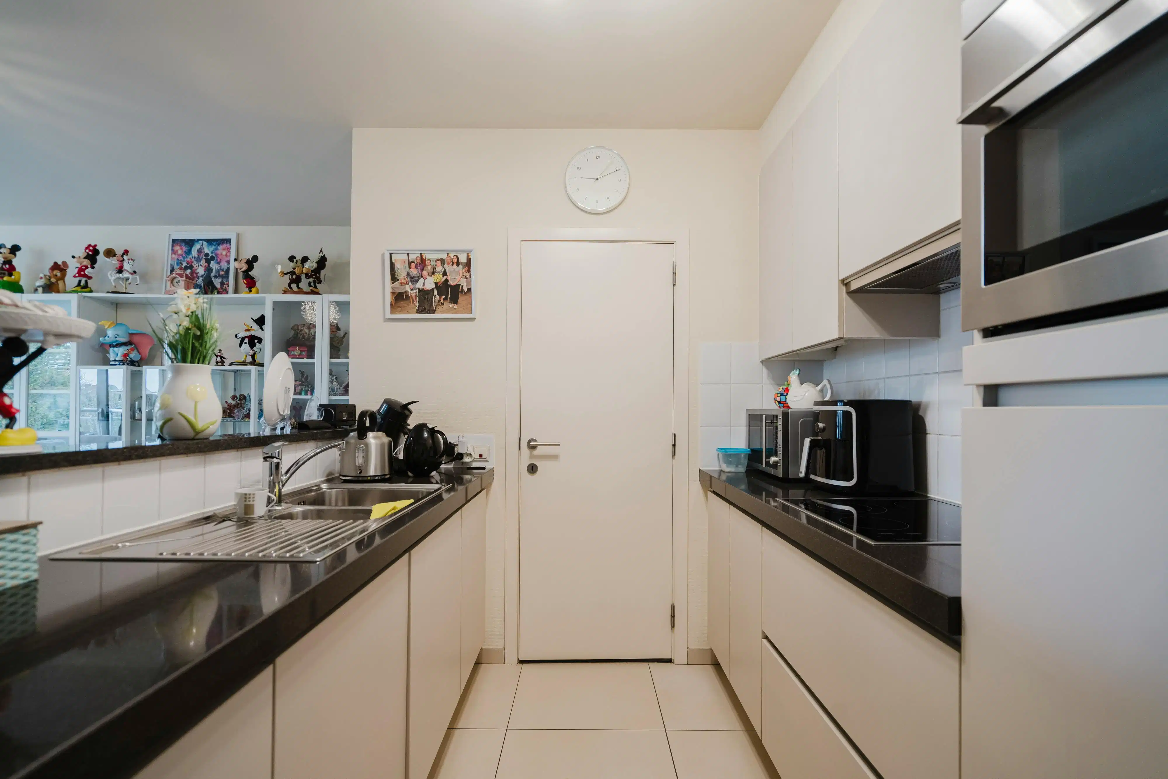 Opbrengsteigendom te koop met sterke huurinkomsten foto 6