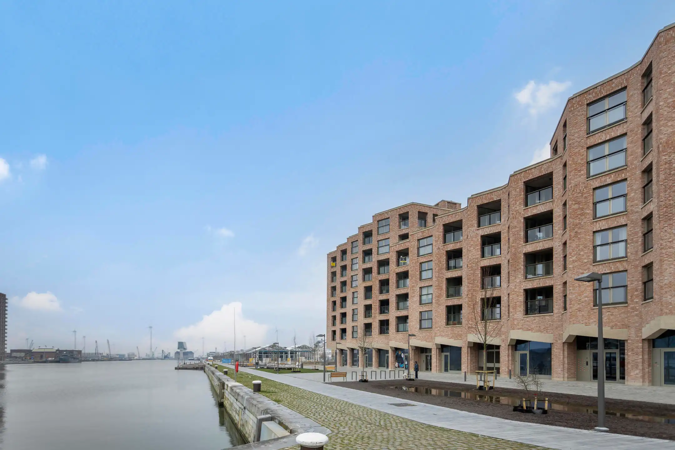 ANTWERPEN - Recent appartement met zicht op het water foto 8