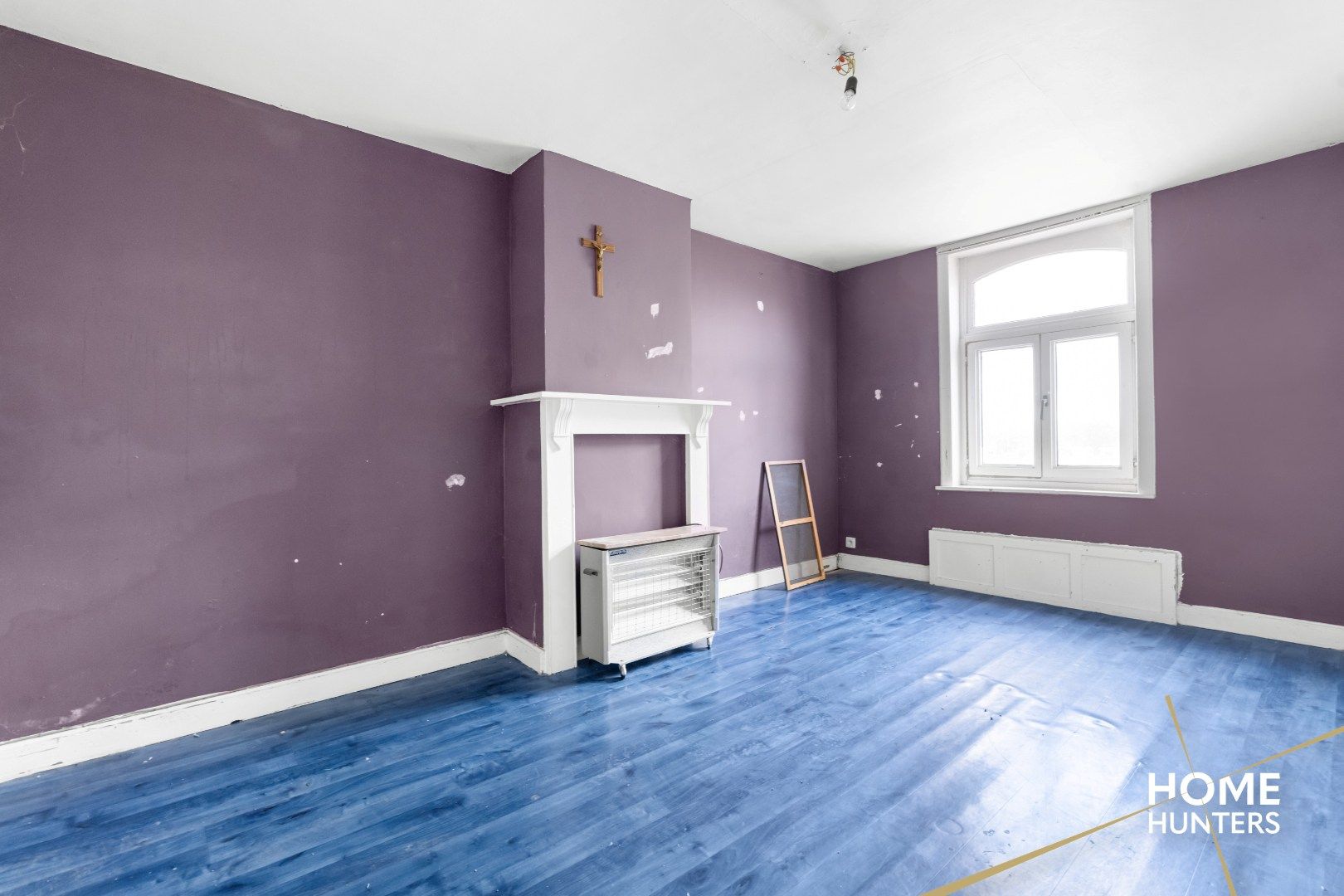 Renovatieproject met 4 slaapkamers, garage en ruime tuin foto 14