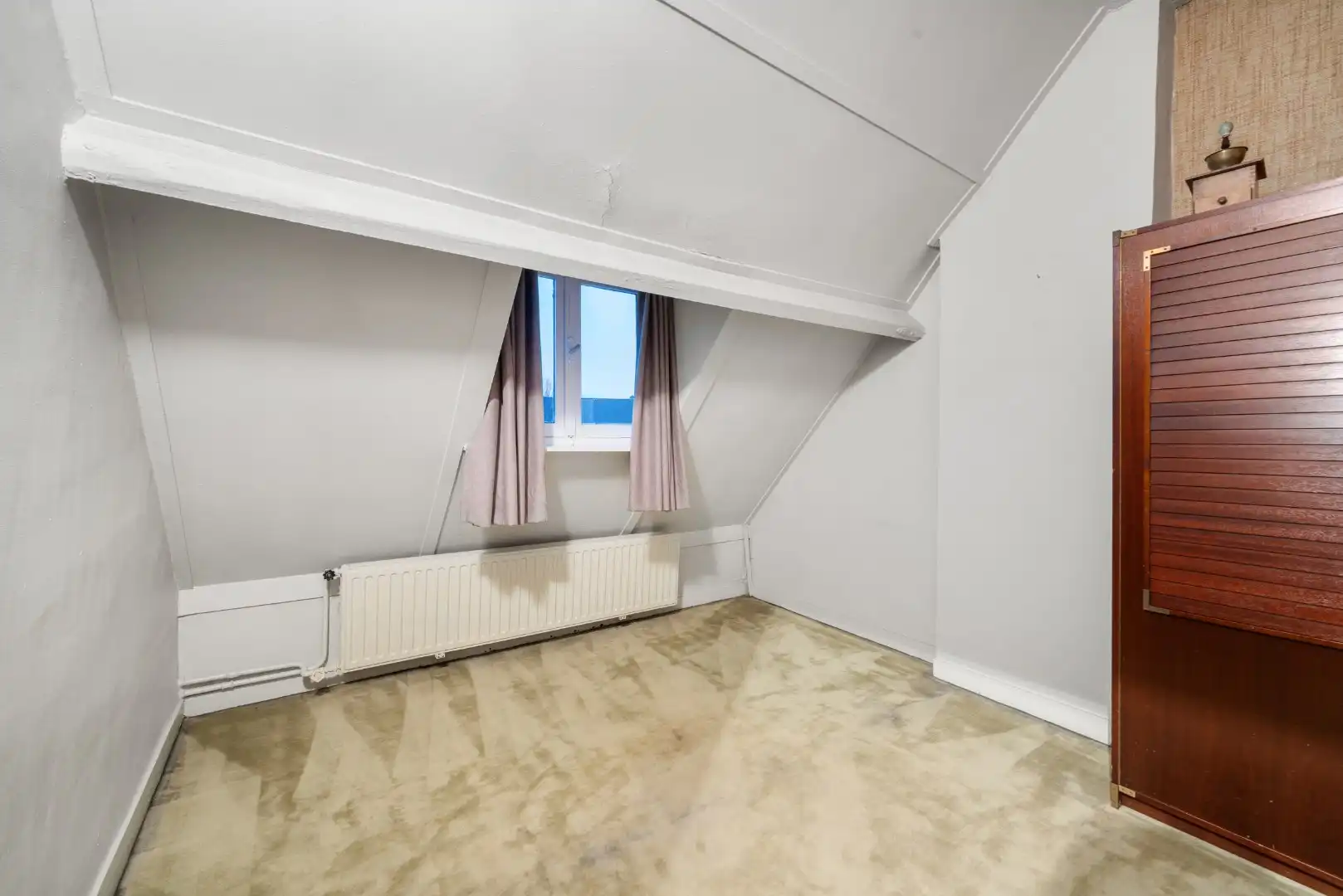 Unieke woning met handelsruimte, kantoor, 7 slpks & 200 m² atelier/magazijn – ideaal voor vrije beroepers foto 22