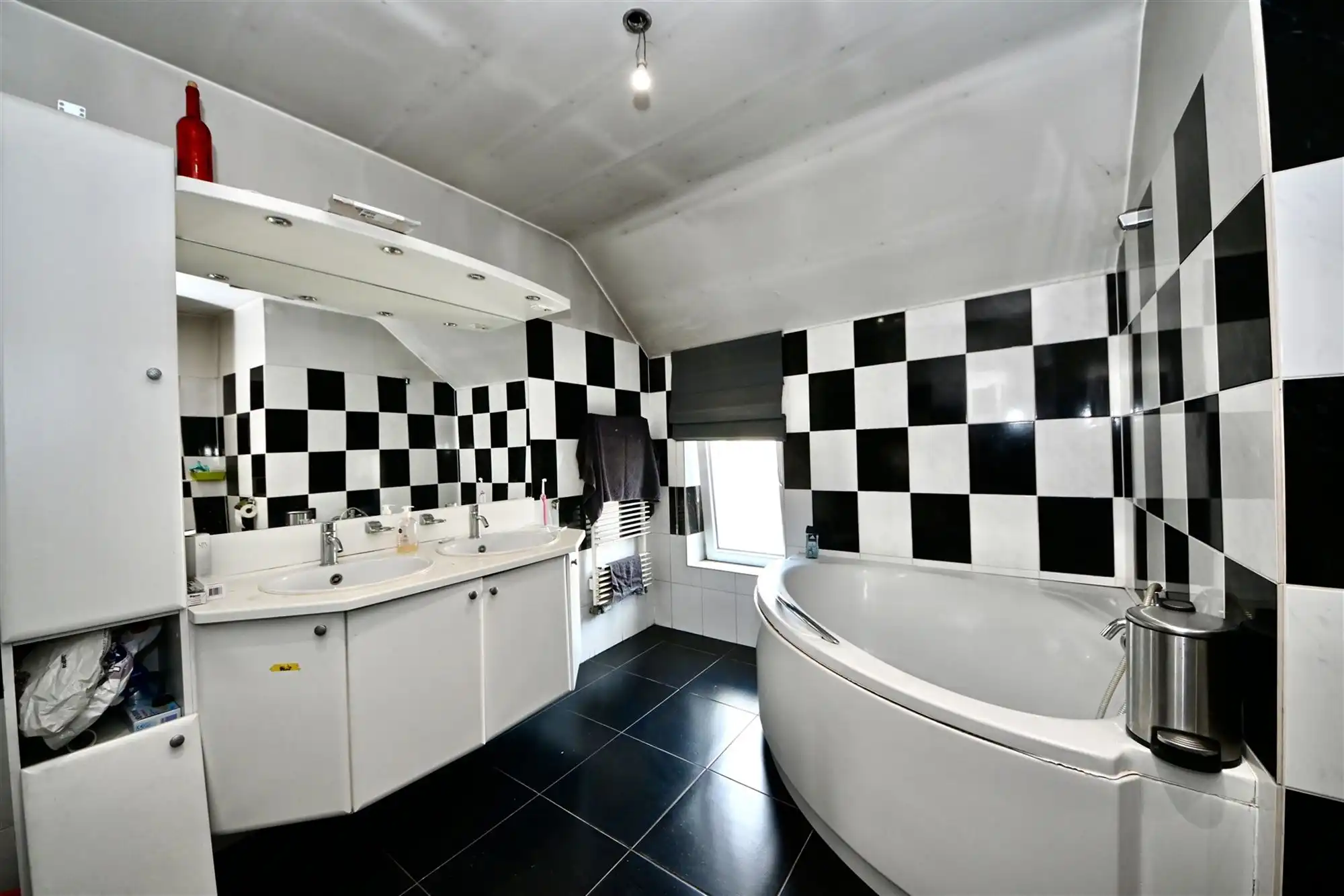 Handelspand met restaurant en appartement foto 30