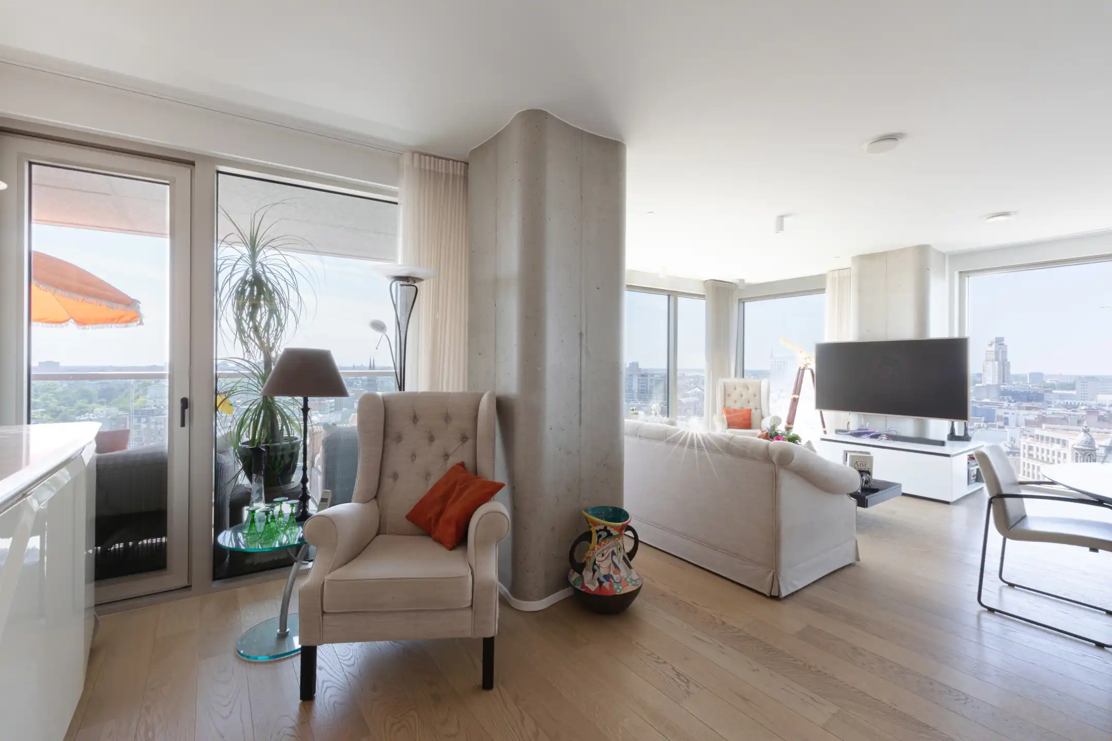 ANTWERPEN CENTRUM - Hoekappartement met panoramisch zicht foto 21