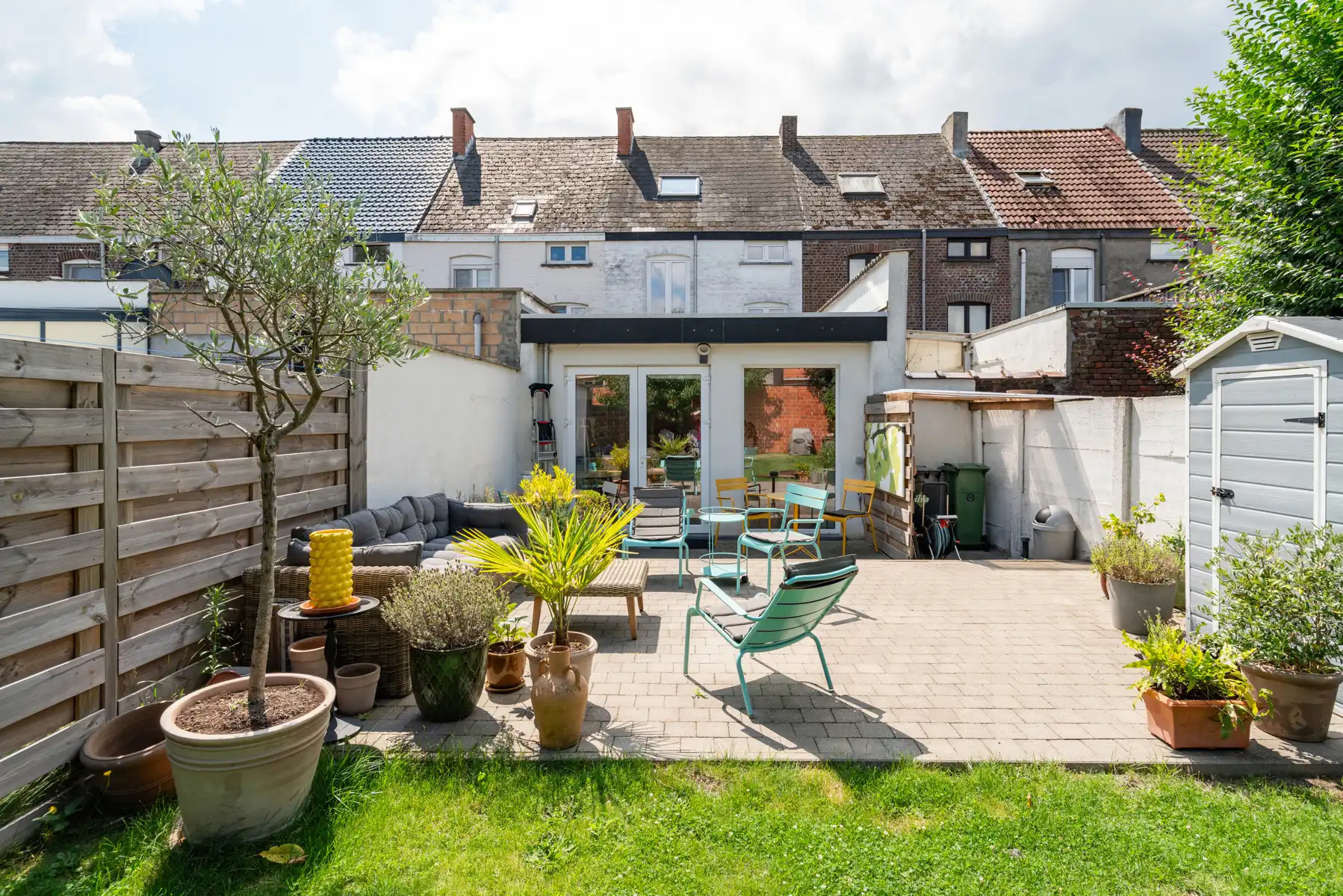 Volledig gerenoveerde rijwoning met stadstuin in Aalst foto 27