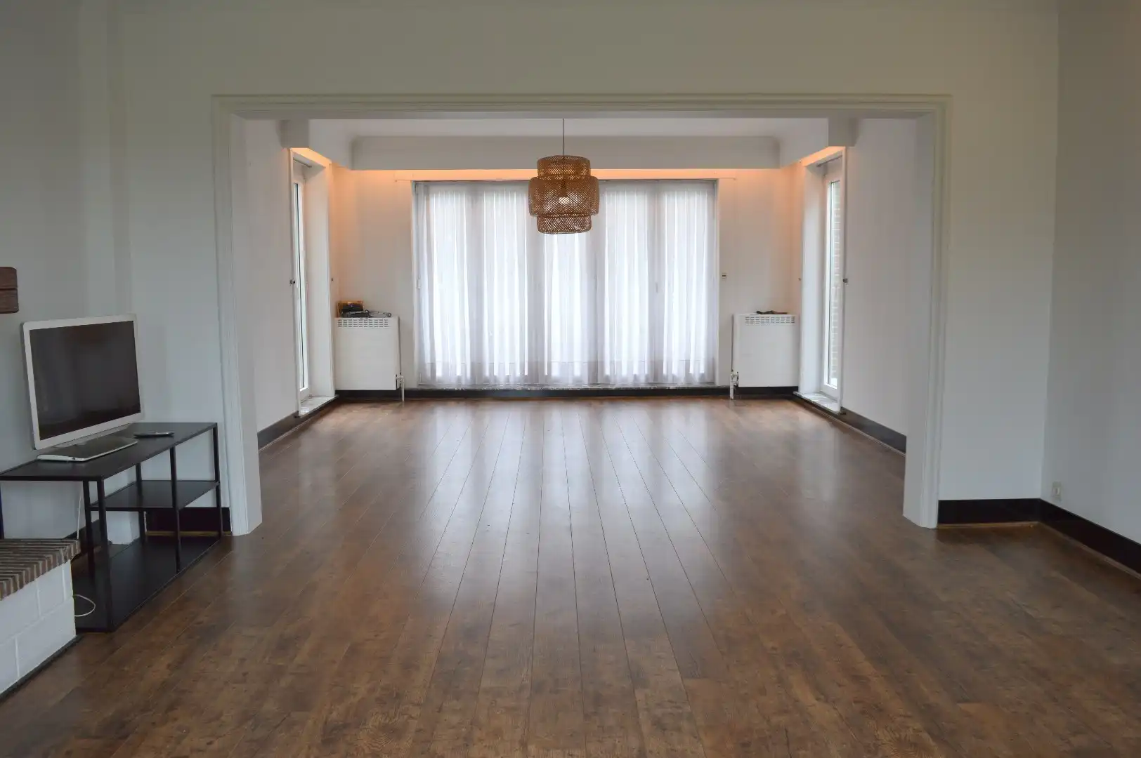 Ruime woning met garage, tuin en 3 slaapkamers in Kortrijk foto 5