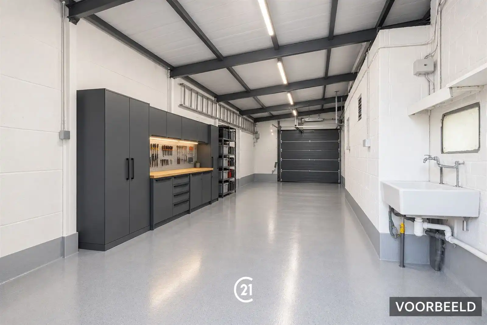  Halfopen woning met garage, tuin en veel potentieel! foto 20