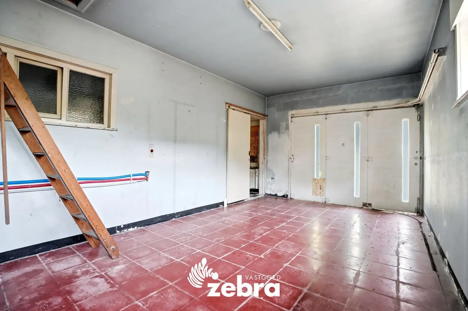 Te renoveren open bebouwing op toplocatie (Baronielaan) te Izegem! foto 16