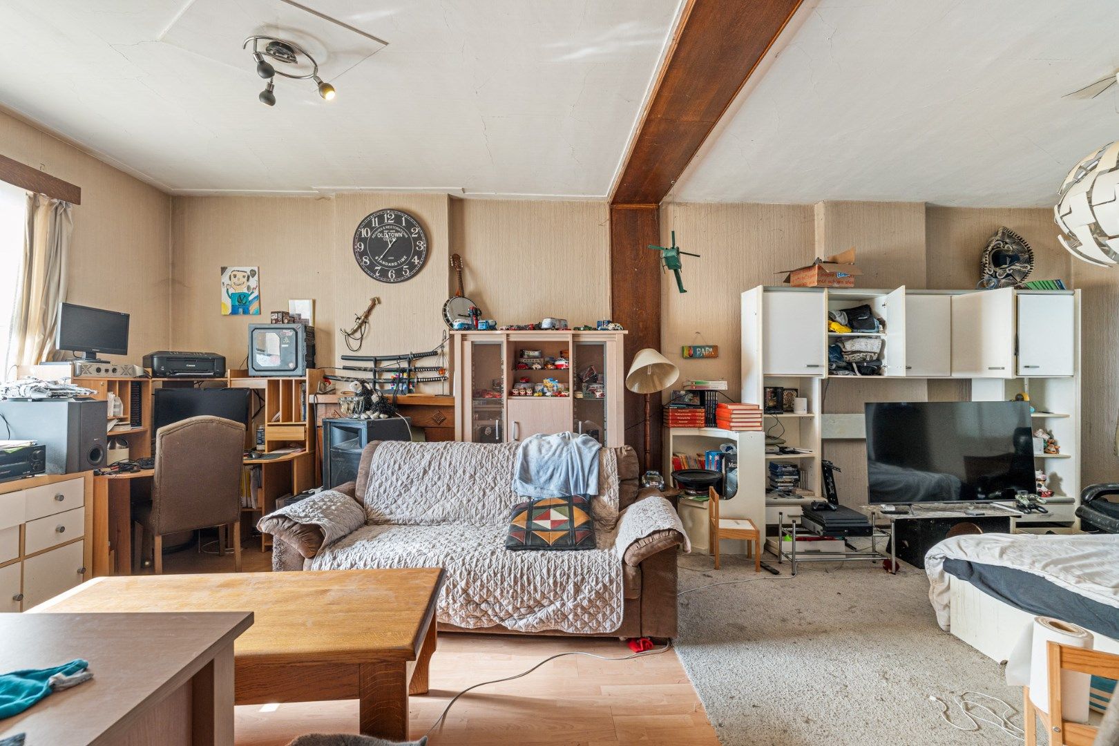 Halfvrijstaande woning op een perceel van 17a30ca met grote werkplaats van maar liefst 110 vierkante meter!  foto 12