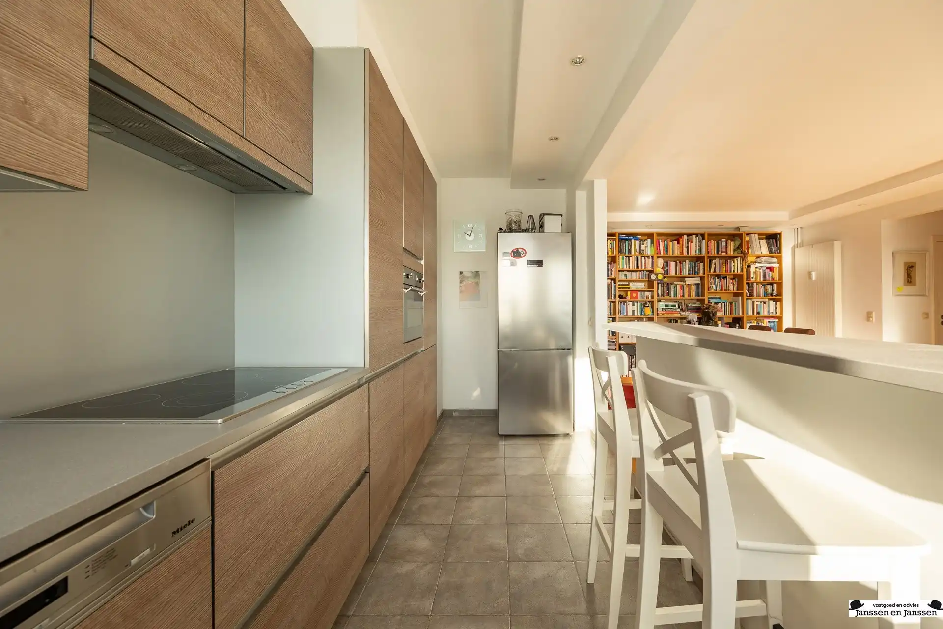 Instapklaar appartement, EPC-label A met terras en autostaanplaats foto 8