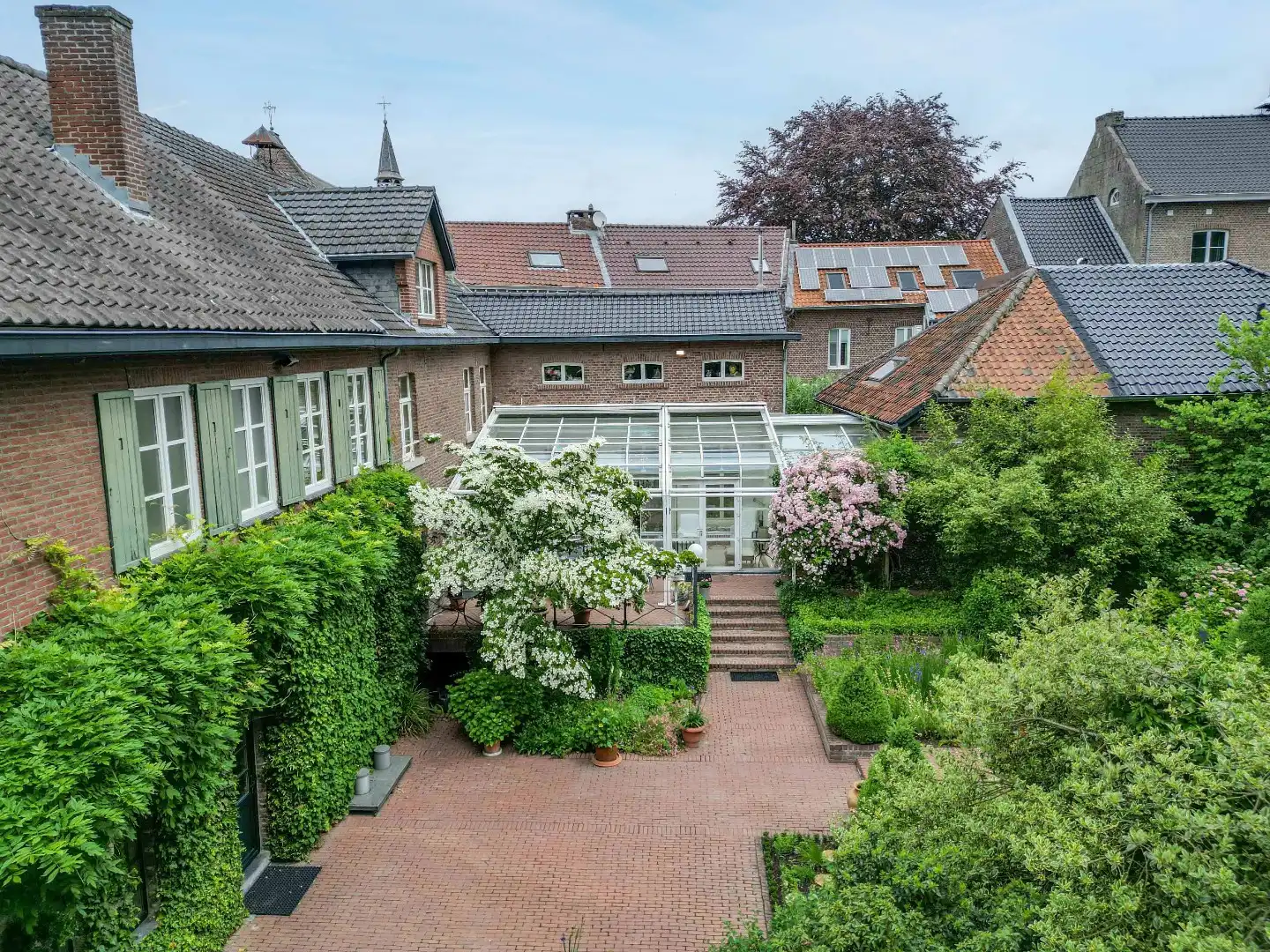 HISTORISCH HERENHUIS MET PARKTUIN OP 1HA 21A 94CA IN HET HART VAN OUD-REKEM ! foto 26