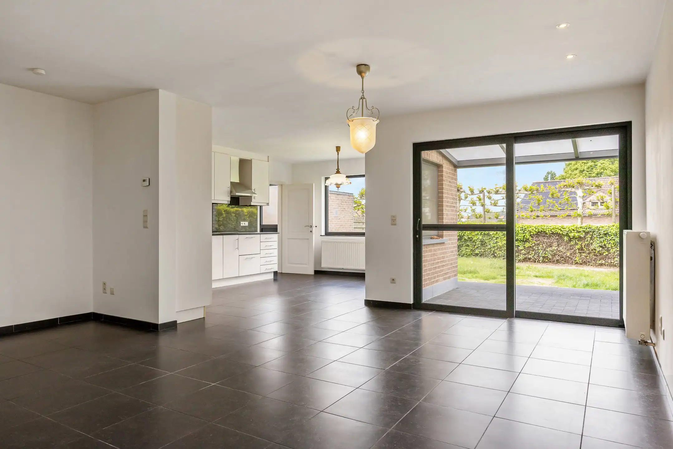 Instapklare woning met tuintje te Vlijtingen foto 2