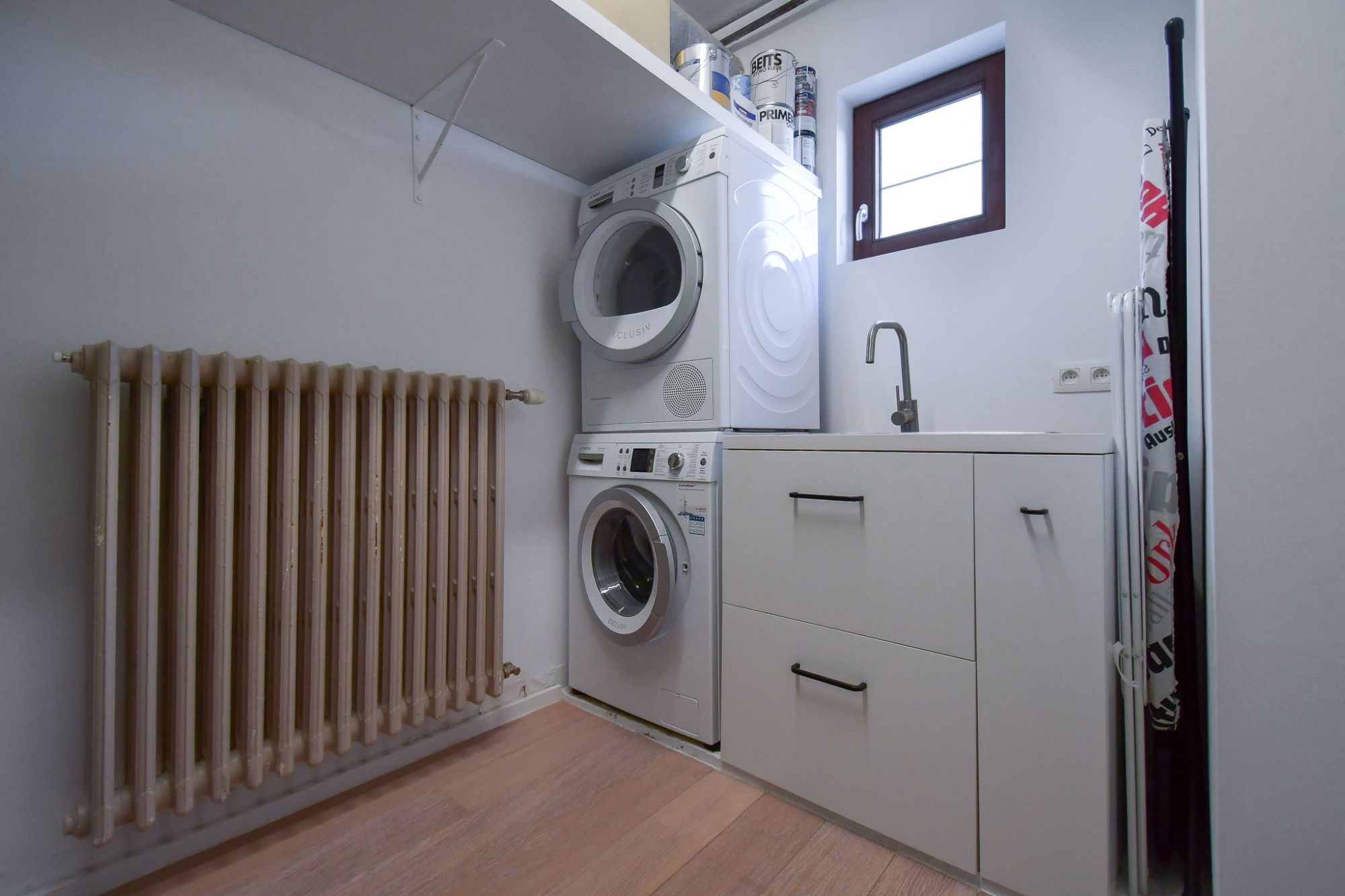Trendy vernieuwde woning met uitbouw en grote tuin op uiterst rustige, doch centrale ligging. foto 18