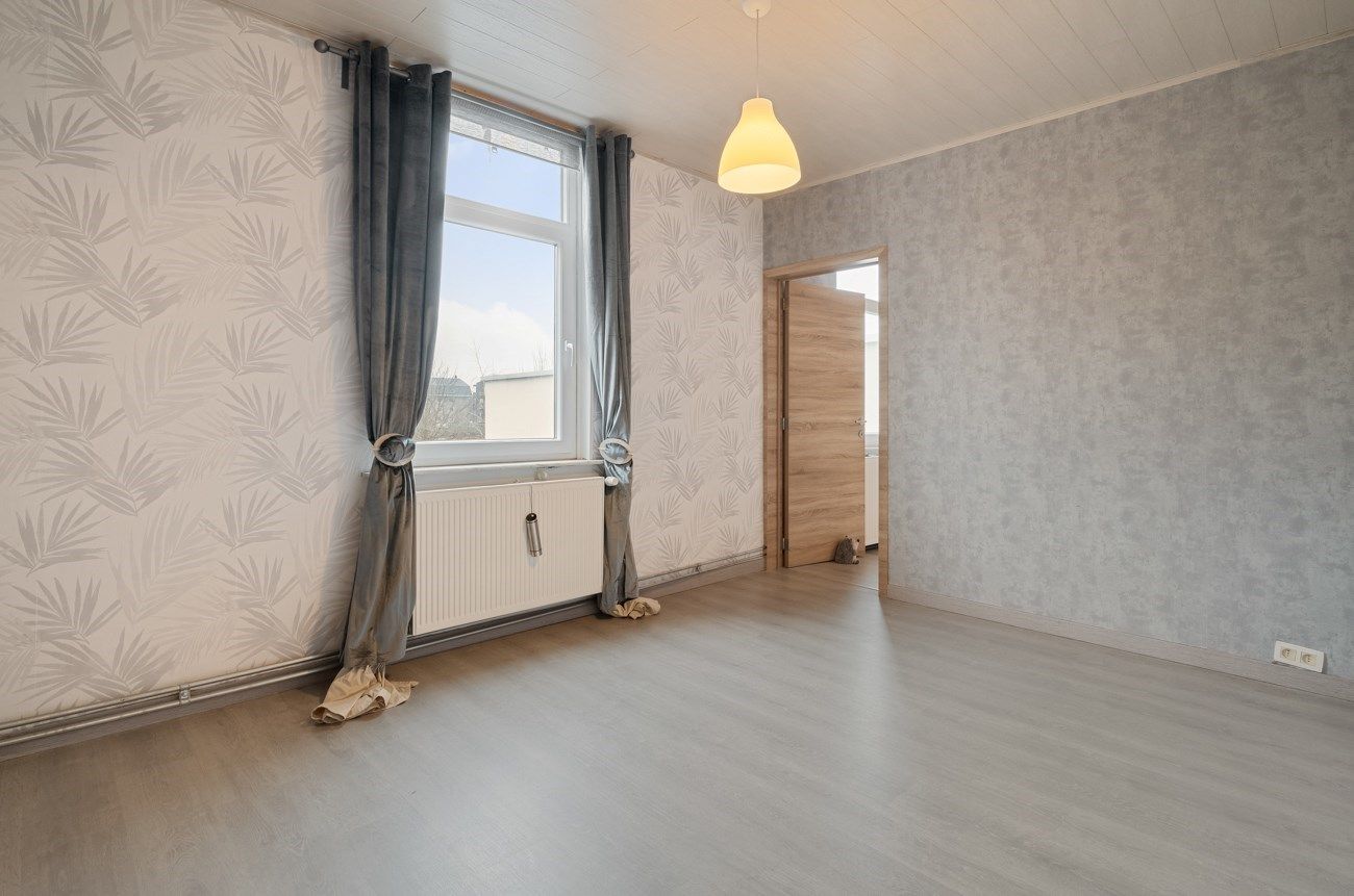 Ruime woning met tuintje en terras. foto 19