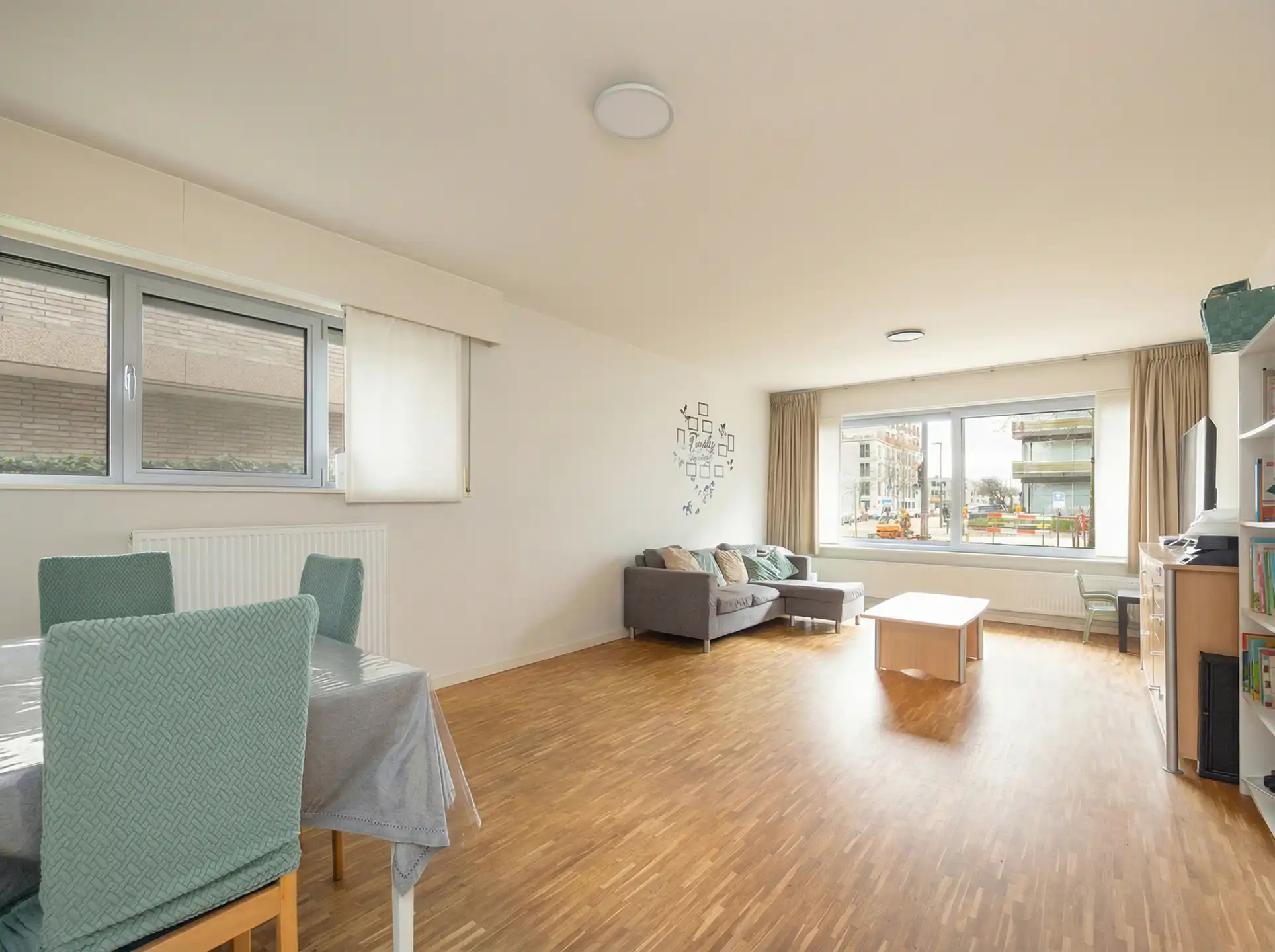 Gelijkvloers appartement met 2slkp en grote tuin foto 5