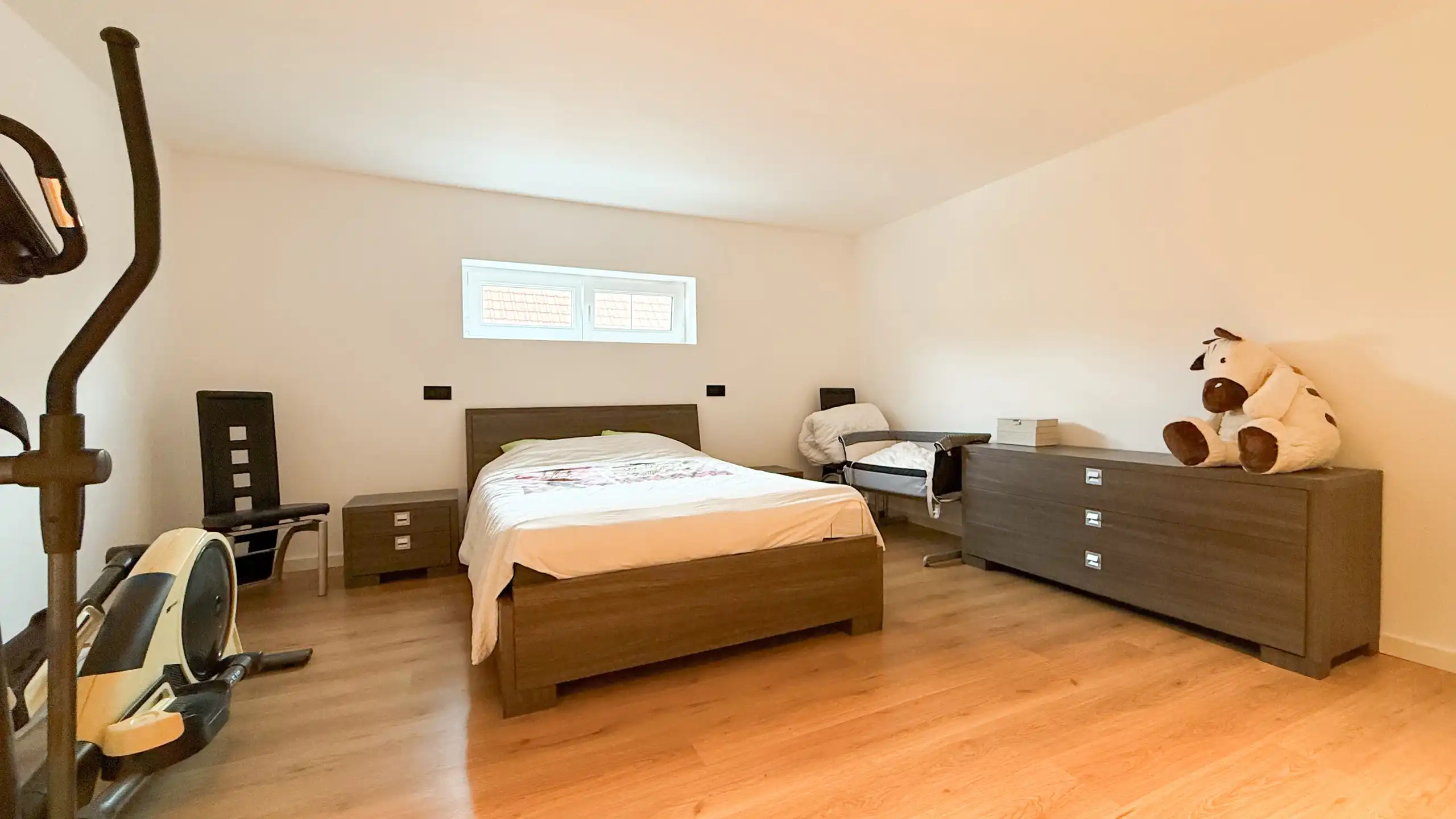 Gerenoveerde woning met veel ruimte en 6 slaapkamers! foto 31