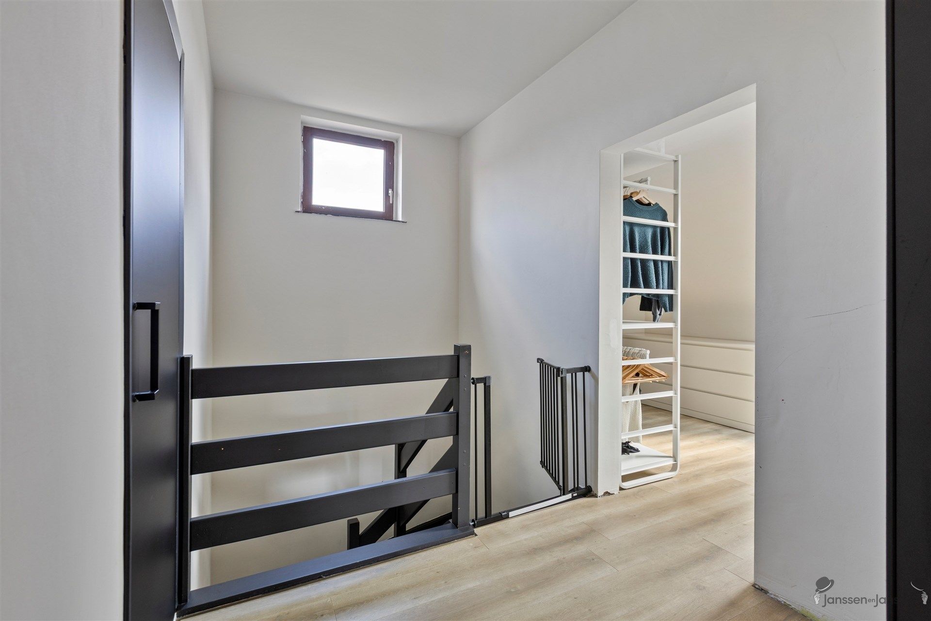 Instapklaar wonen met zonnige tuin in Hechtel-Eksel foto 11