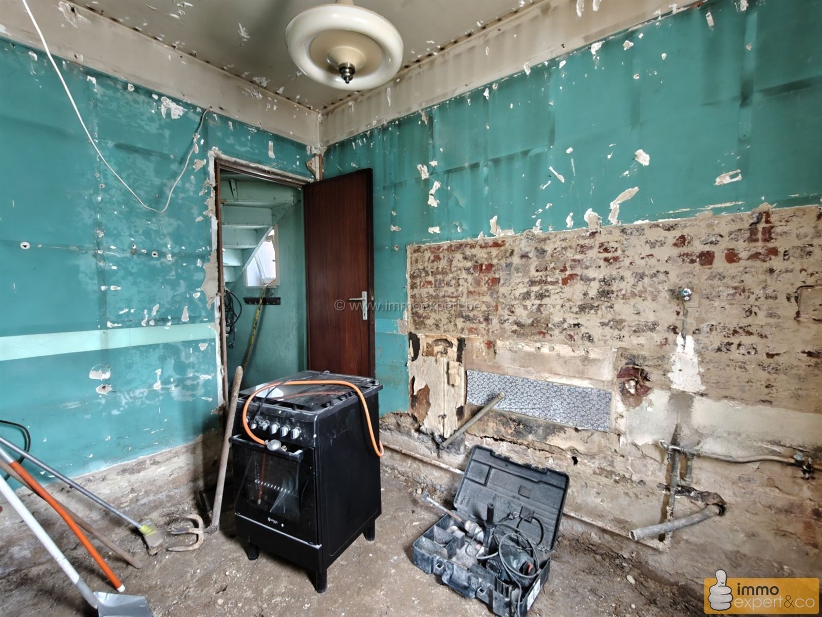 BORCHTLOMBEEK: Te renoveren woning op mooi perceel foto 6