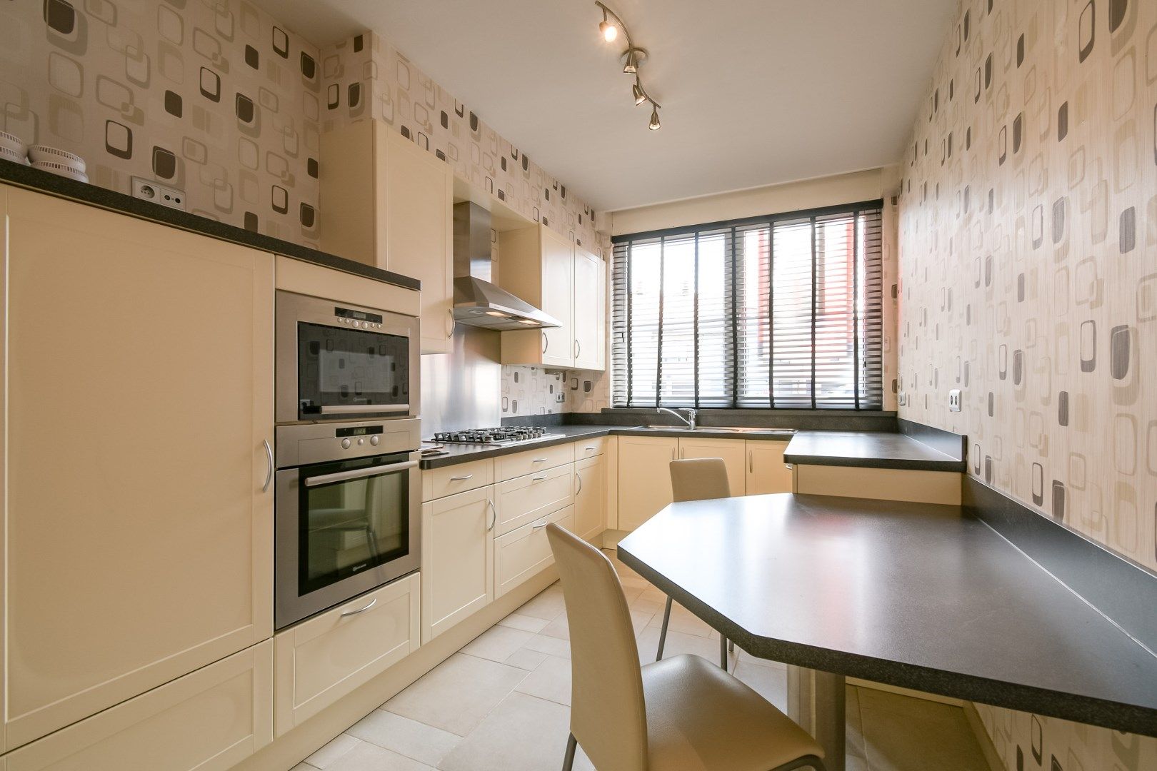 Instapklare woning op een rustige ligging! foto 5