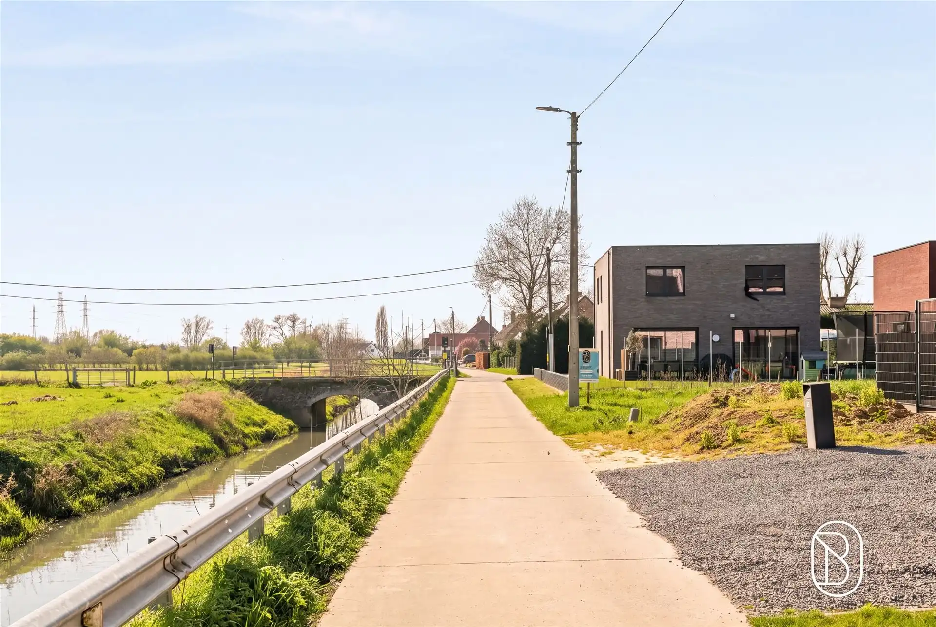 Prachtig gelegen bouwgrond voor alleenstaande woning foto 4
