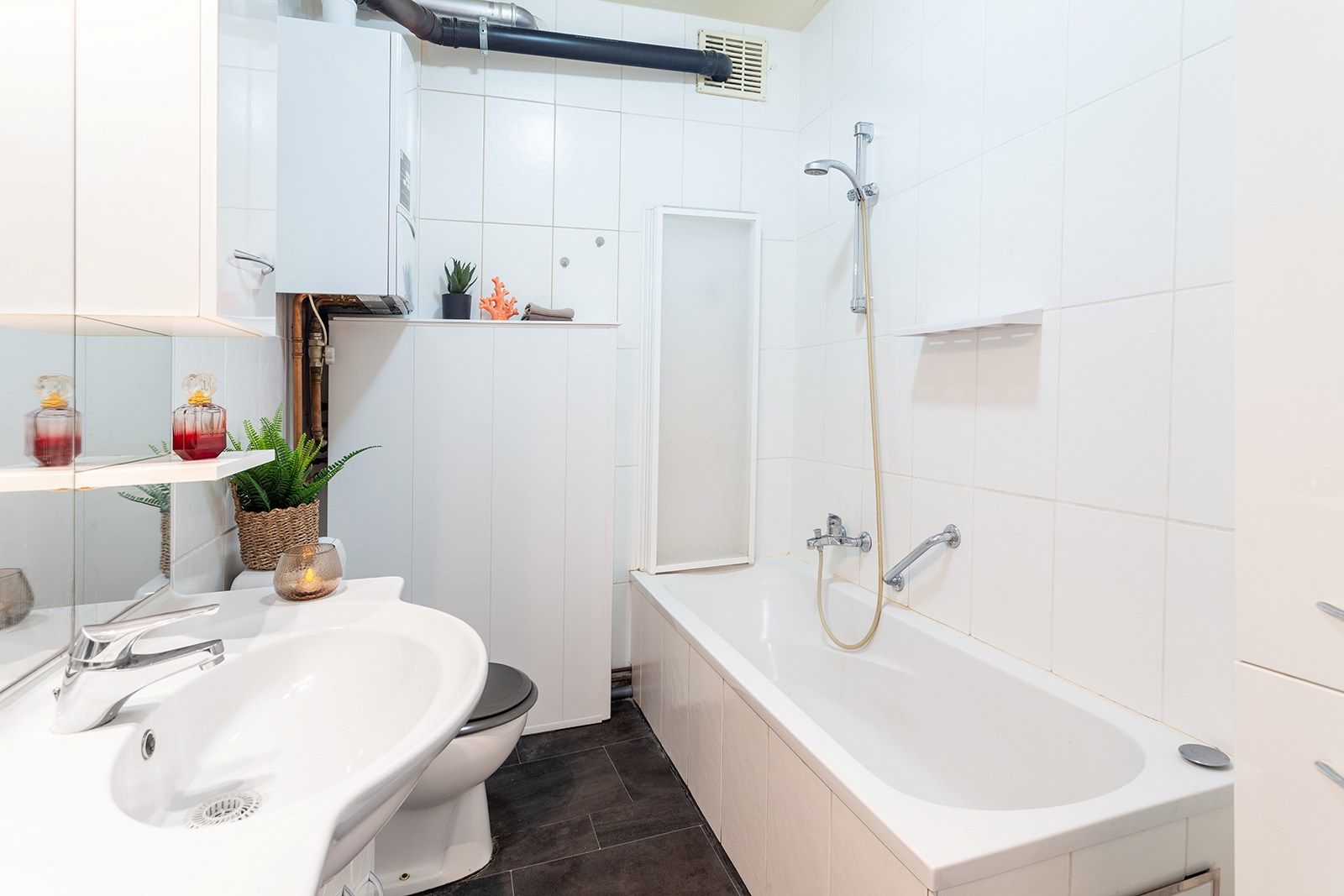 Ruim en comfortabel wonen met alles binnen handbereik foto 16