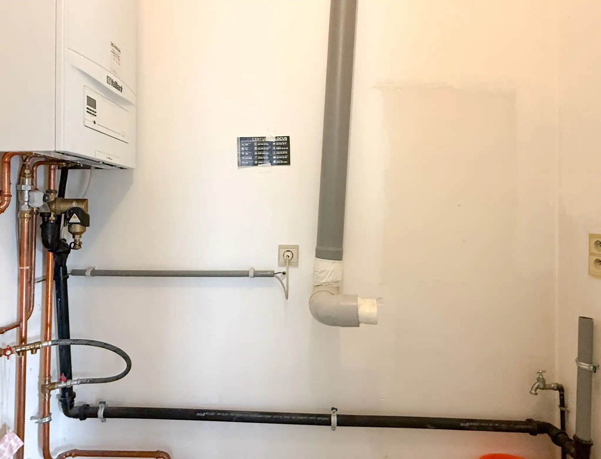 Appartement met twee slaapkamers en twee terrassen in het centrum van Beveren foto 5
