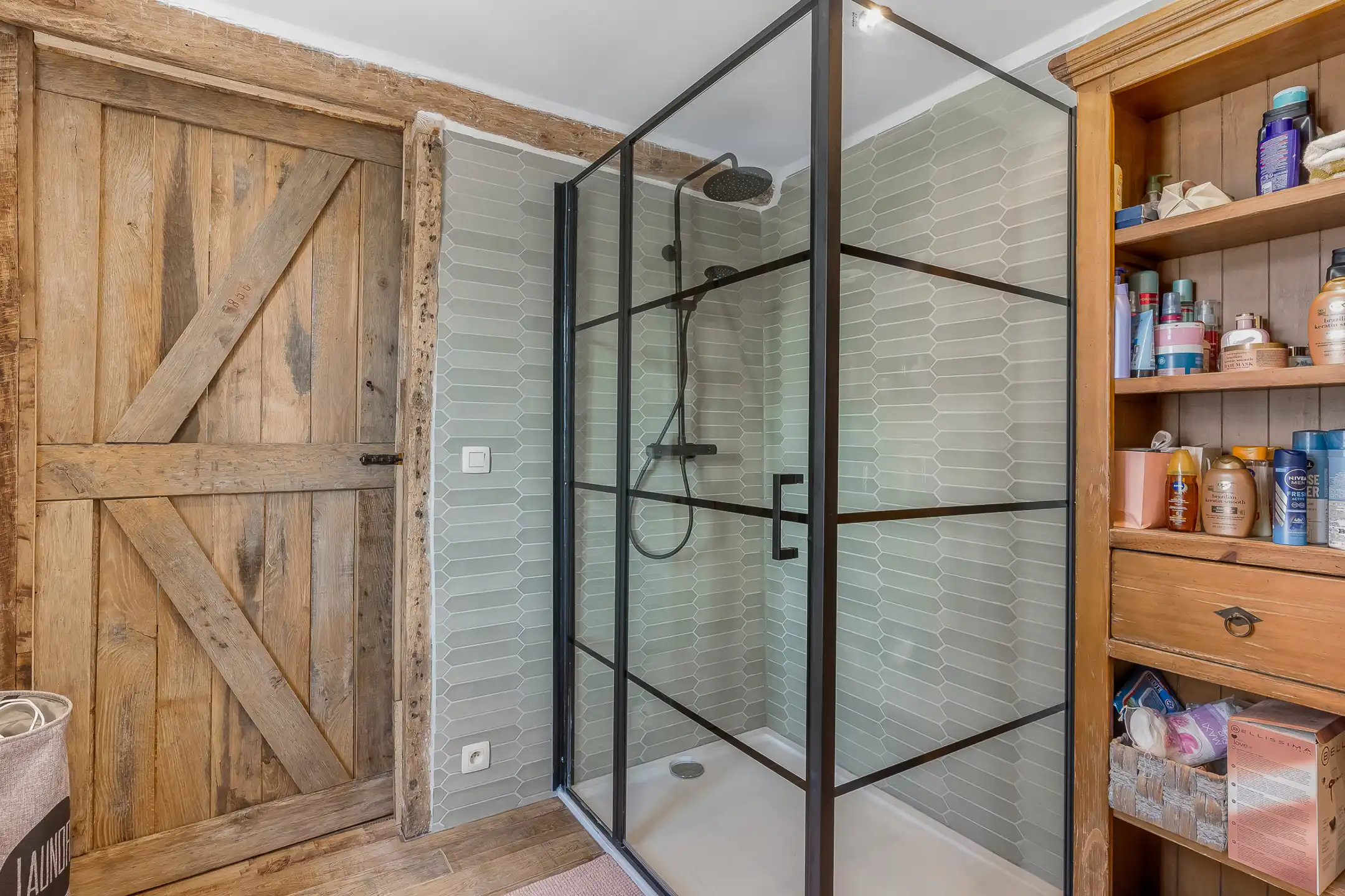 Vierkantshoeve met 3 woningen te Valmeer foto 9