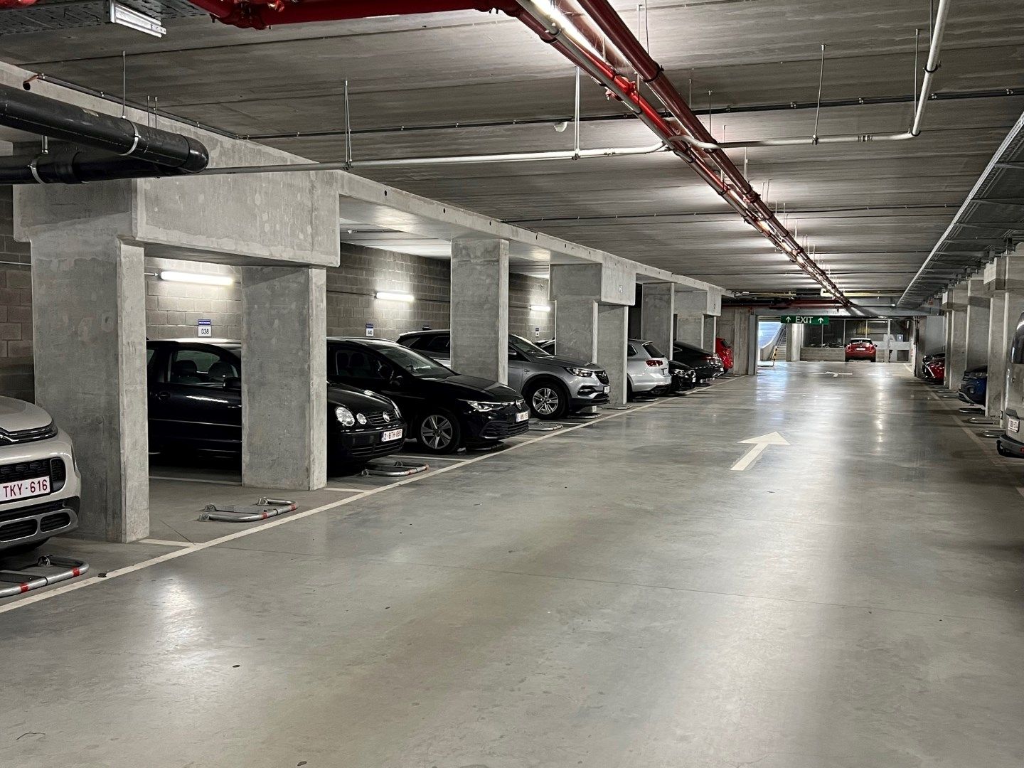 Parkeerplaats gelegen in residentie Tribeca  foto 3