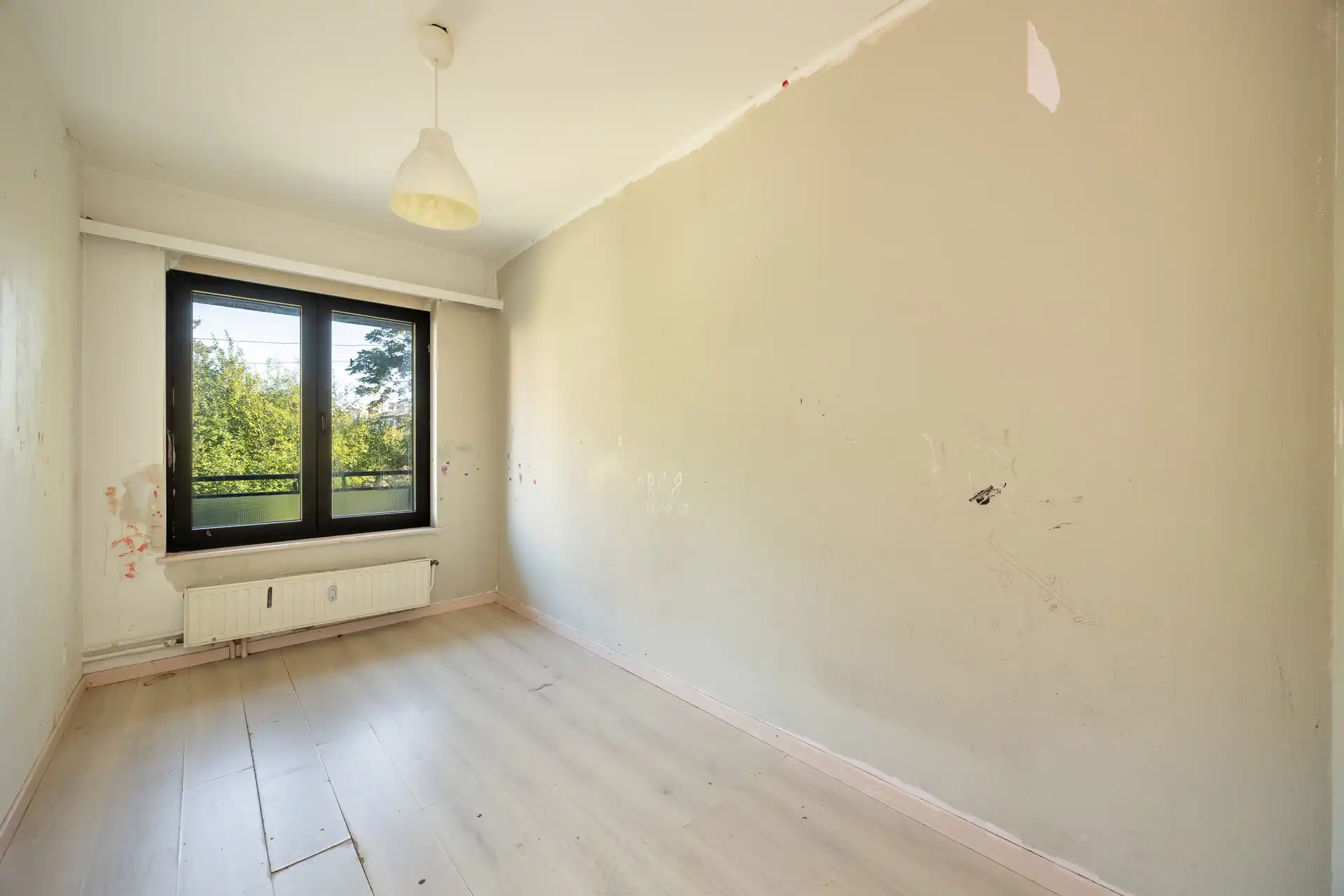 Appartement met 2 slpk, terras en autostaanplaats foto 13