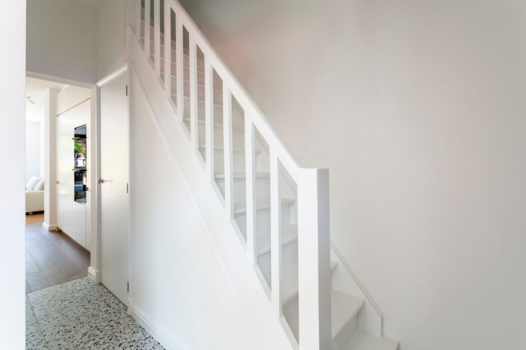 Totaalreno woning met prachtige tuin in een rustige woonwijk foto 9