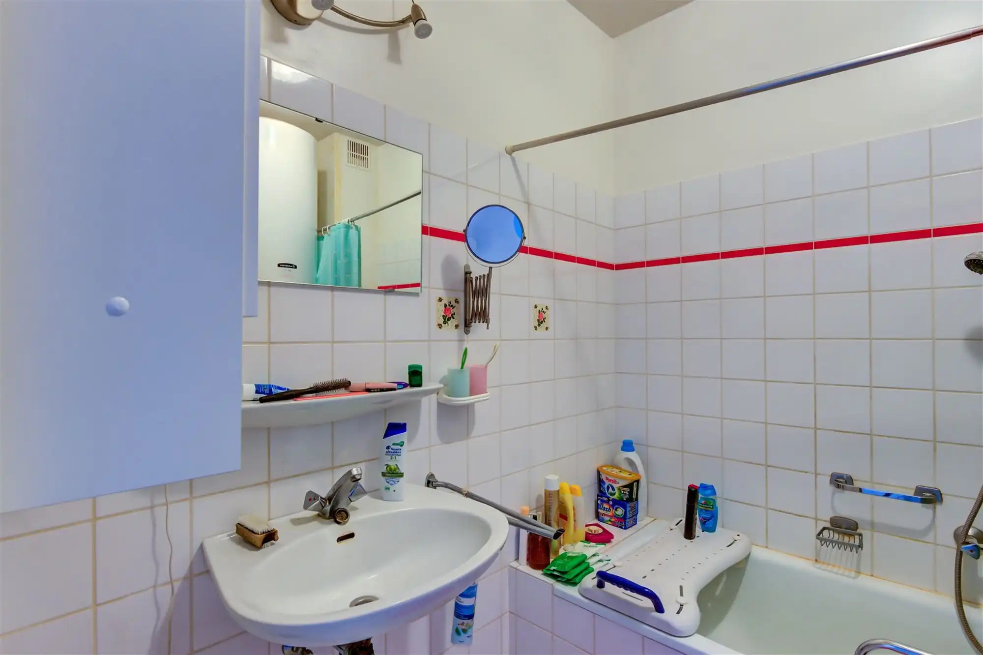 gelijkvloers 2-slaapkamer appartement met mooie tuin foto 13