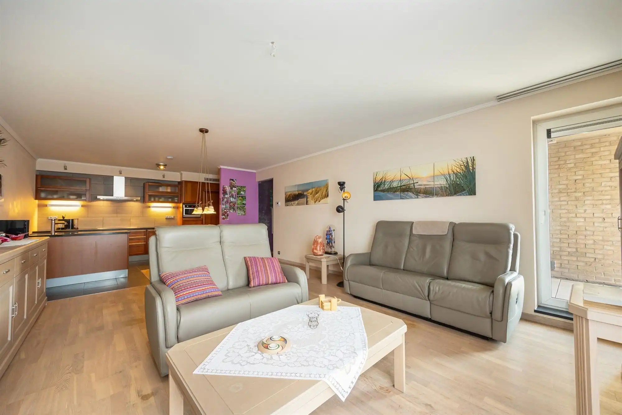 Instapklaar energiezuinig appartement met 2 slaapkamers en terras in Burcht foto 3