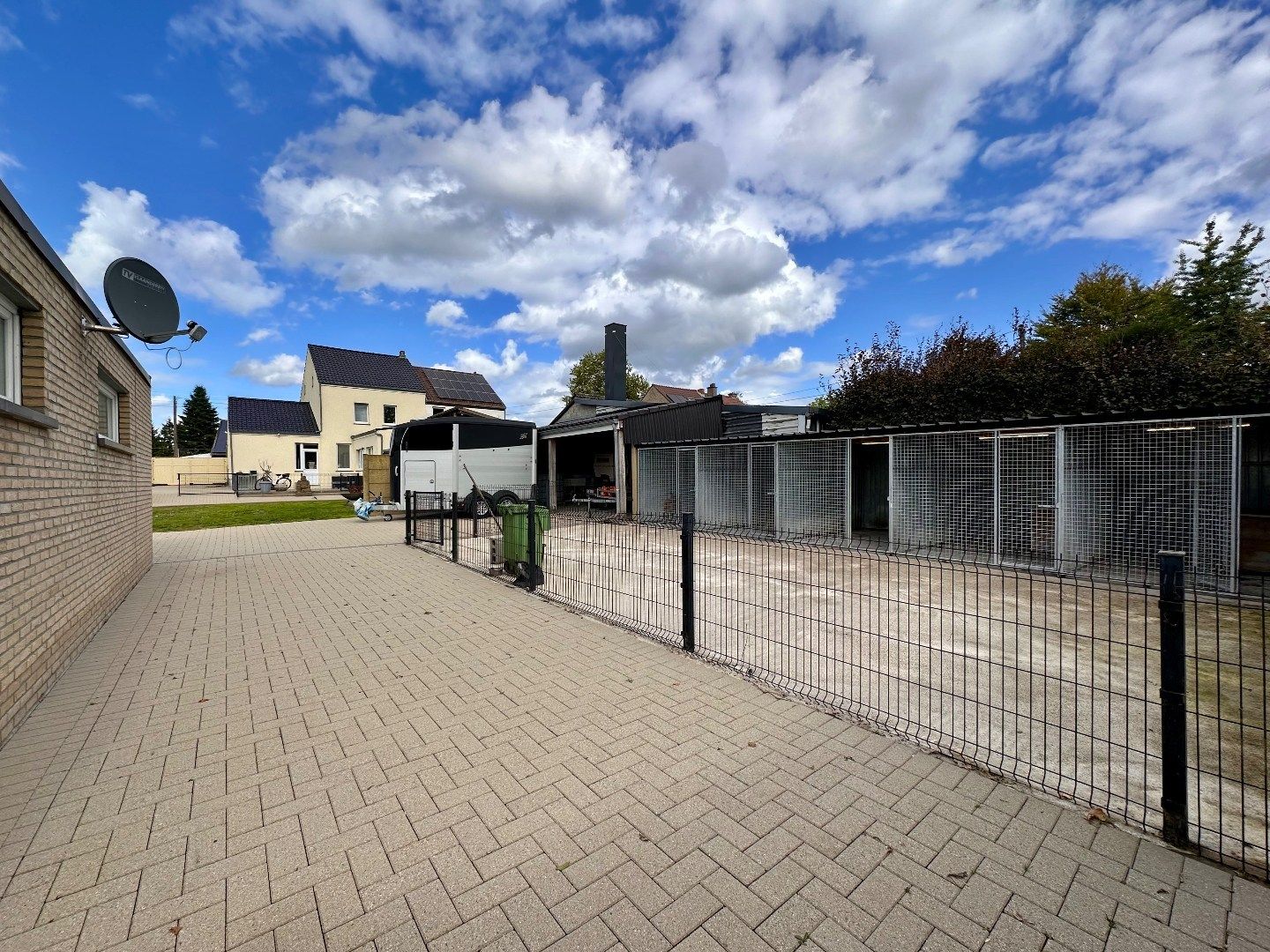 Rustig gelegen gezinswoning met 5 slaapkamers en ruime tuin te Tongeren foto 24