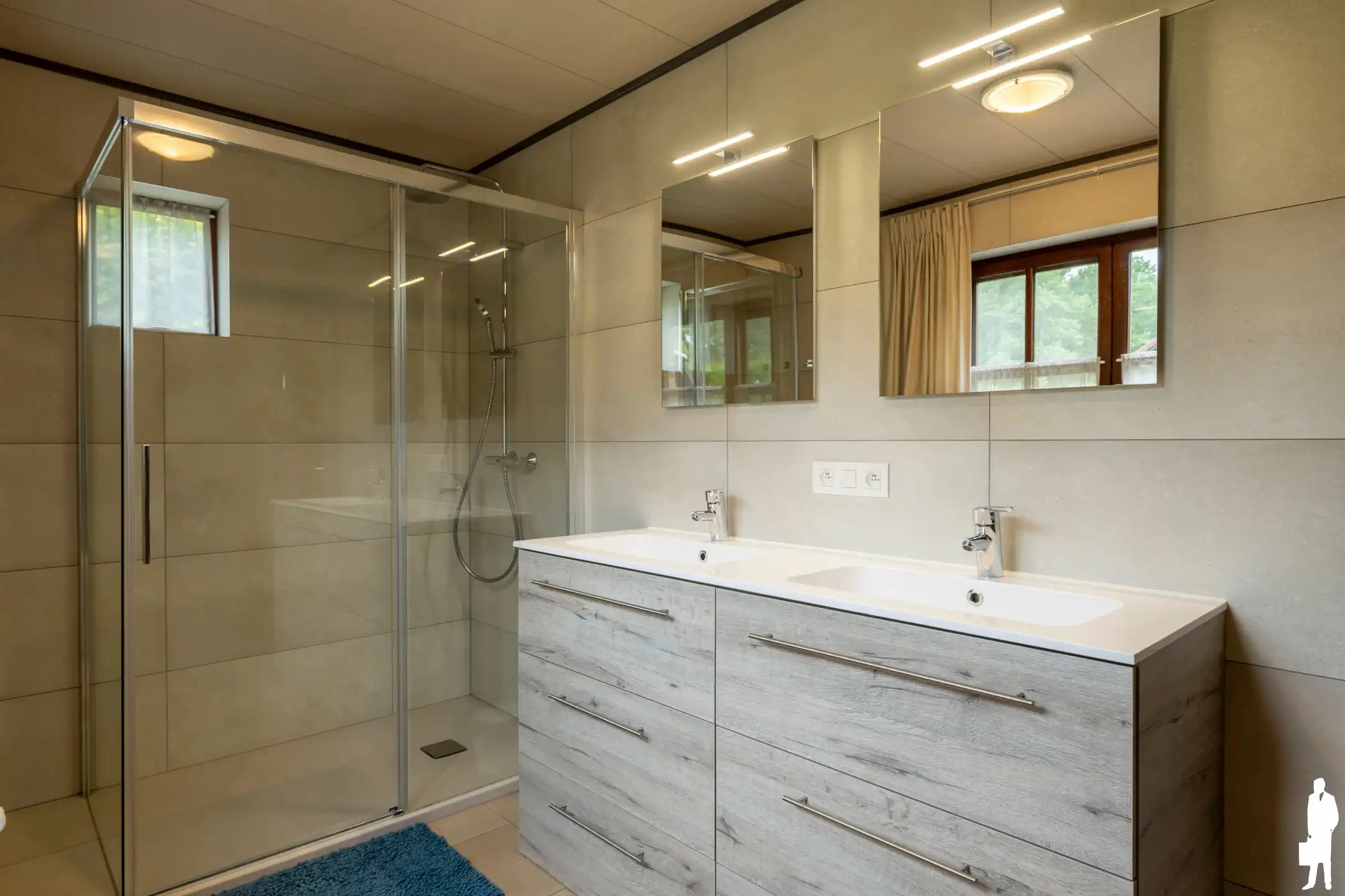 Villa - uitzonderlijke ligging; nabij Nederl.; wijde natuur foto 10