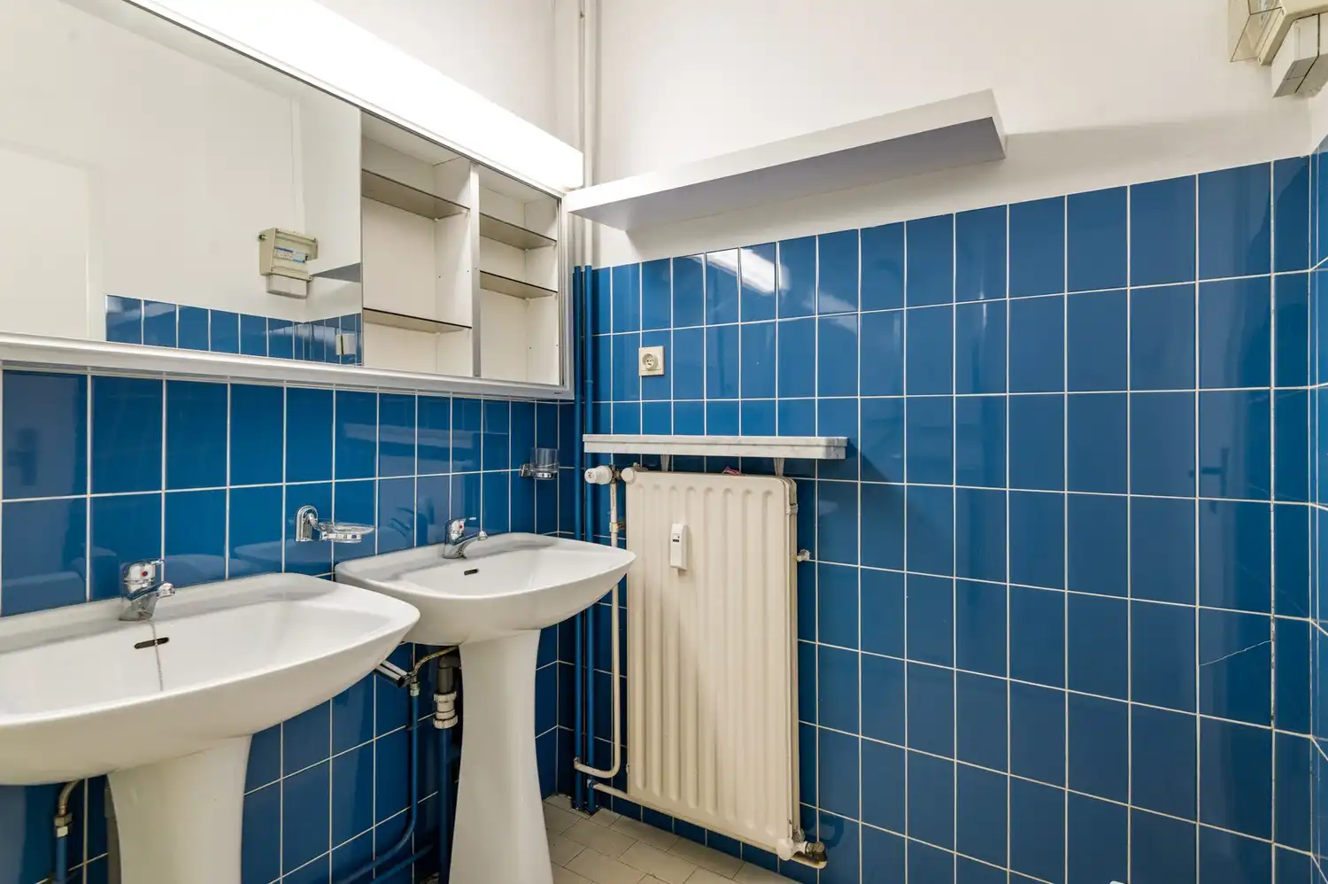 Ruim appartement  met 3 slaapkamers en garage te Berchem! foto 14