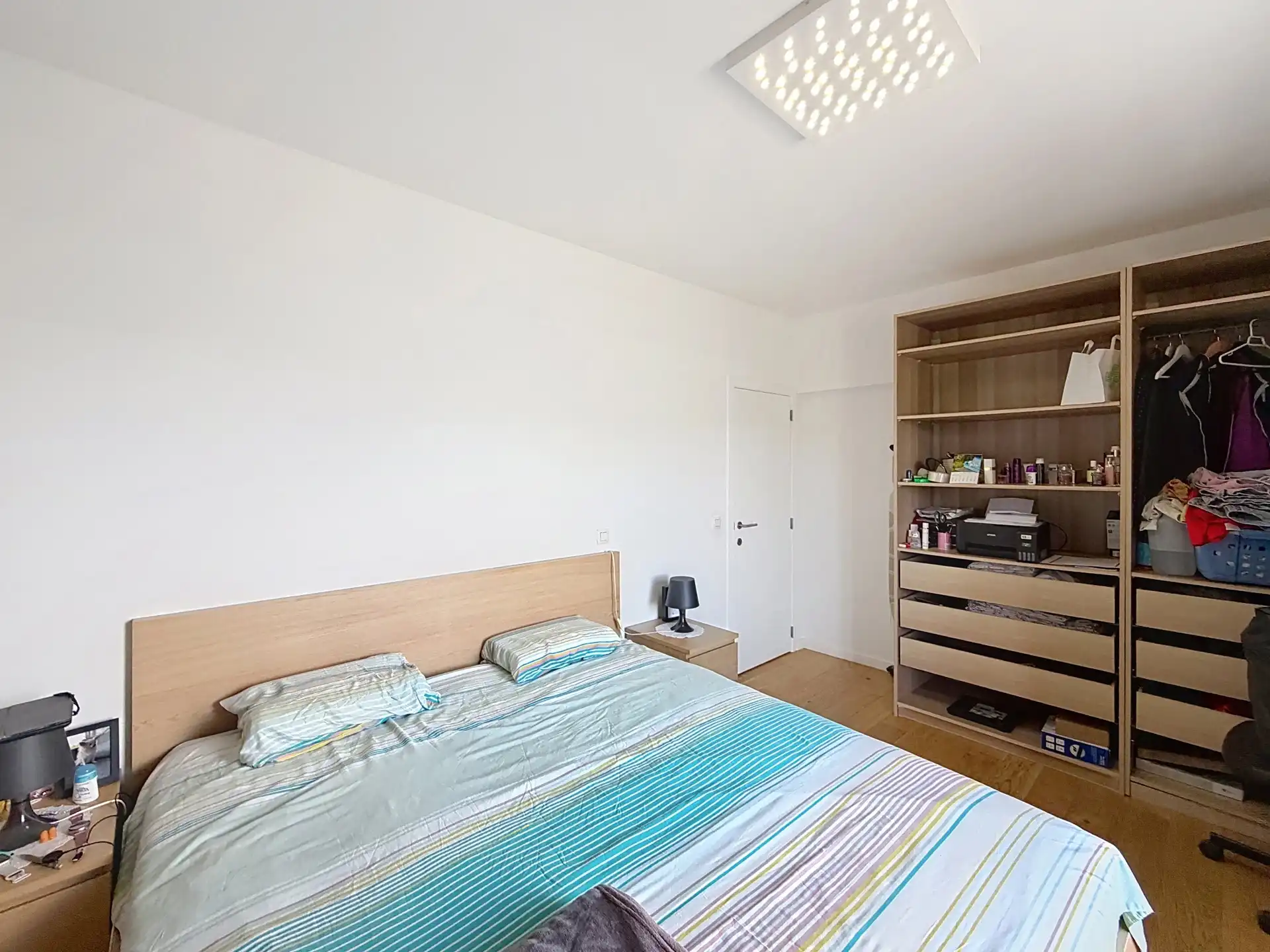 Nieuw appartement met 3 slaapkamers en parkeerplaats ! foto 11