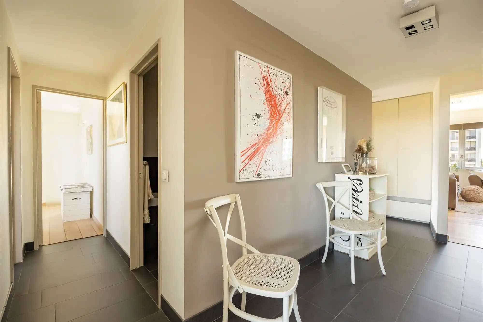 Drieslaapkamerappartement met uniek uitzicht! foto 10