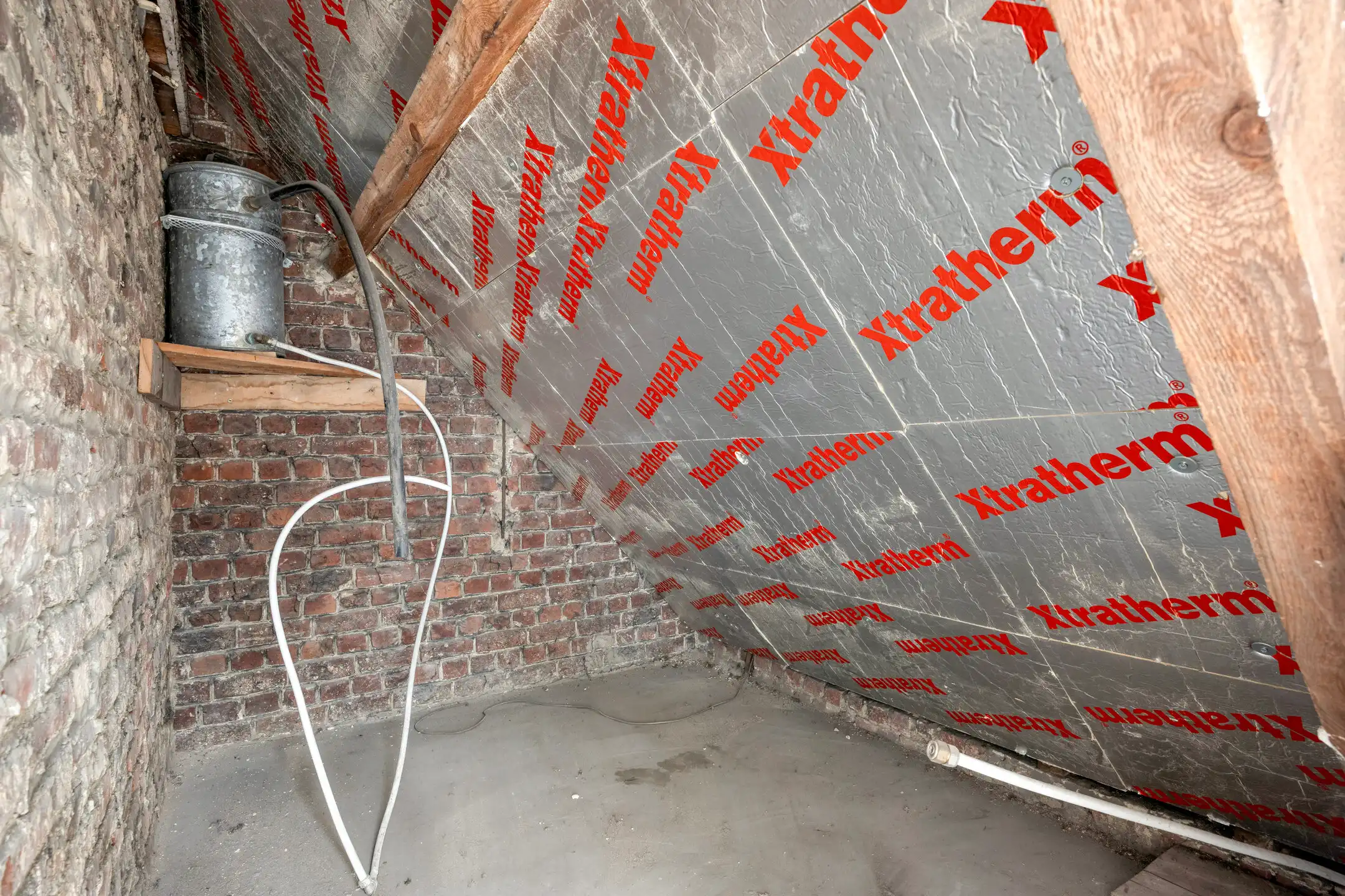 Ruime instapklare HOB met 4 slpks, tuin en garage foto 23