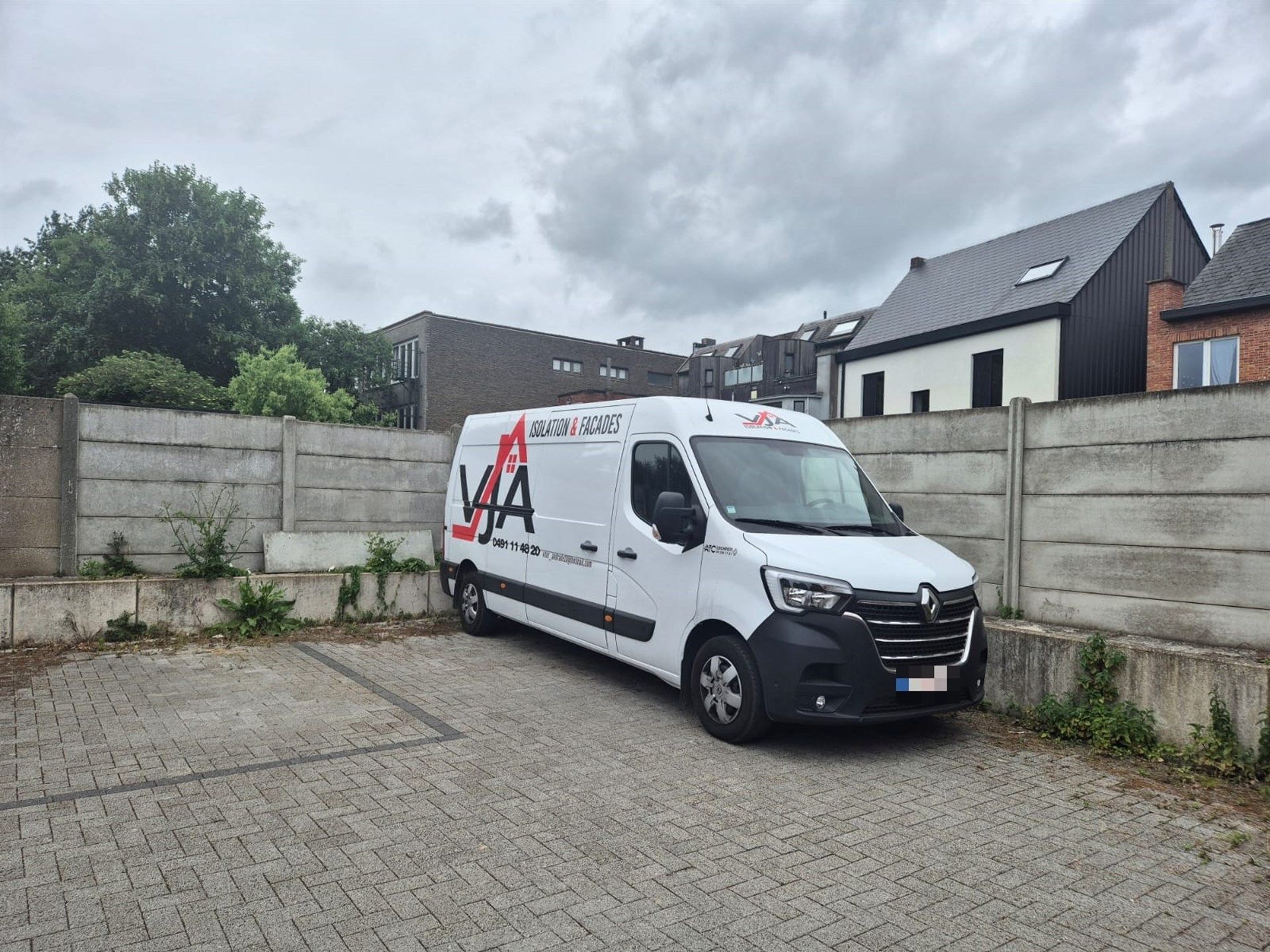 Autostaanplaats op gunstige locatie in Wetteren. foto 2