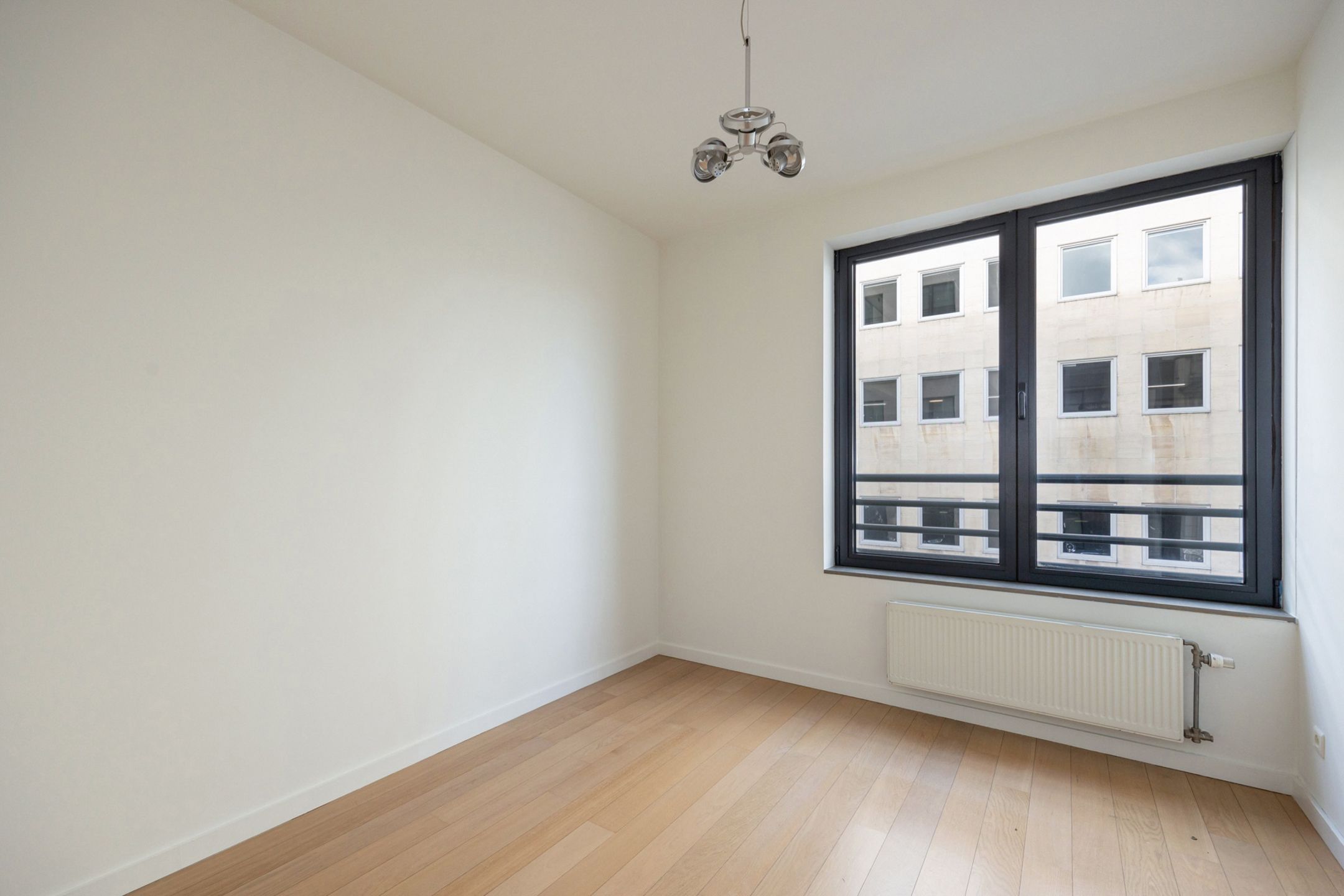 Appartement met ruim terras te huur in centrum Antwerpen foto 9
