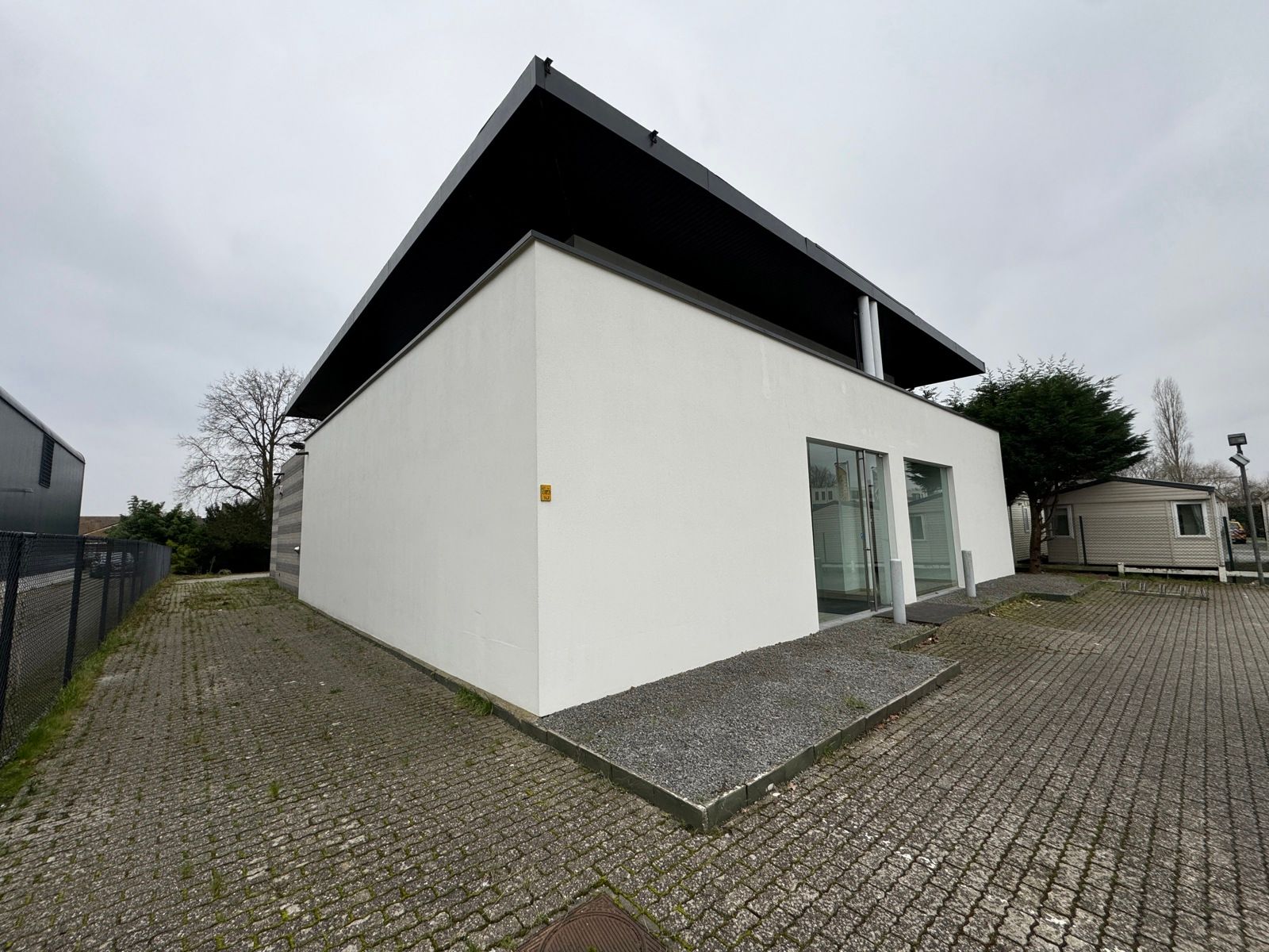 Commerciële ruimte te huur foto 3