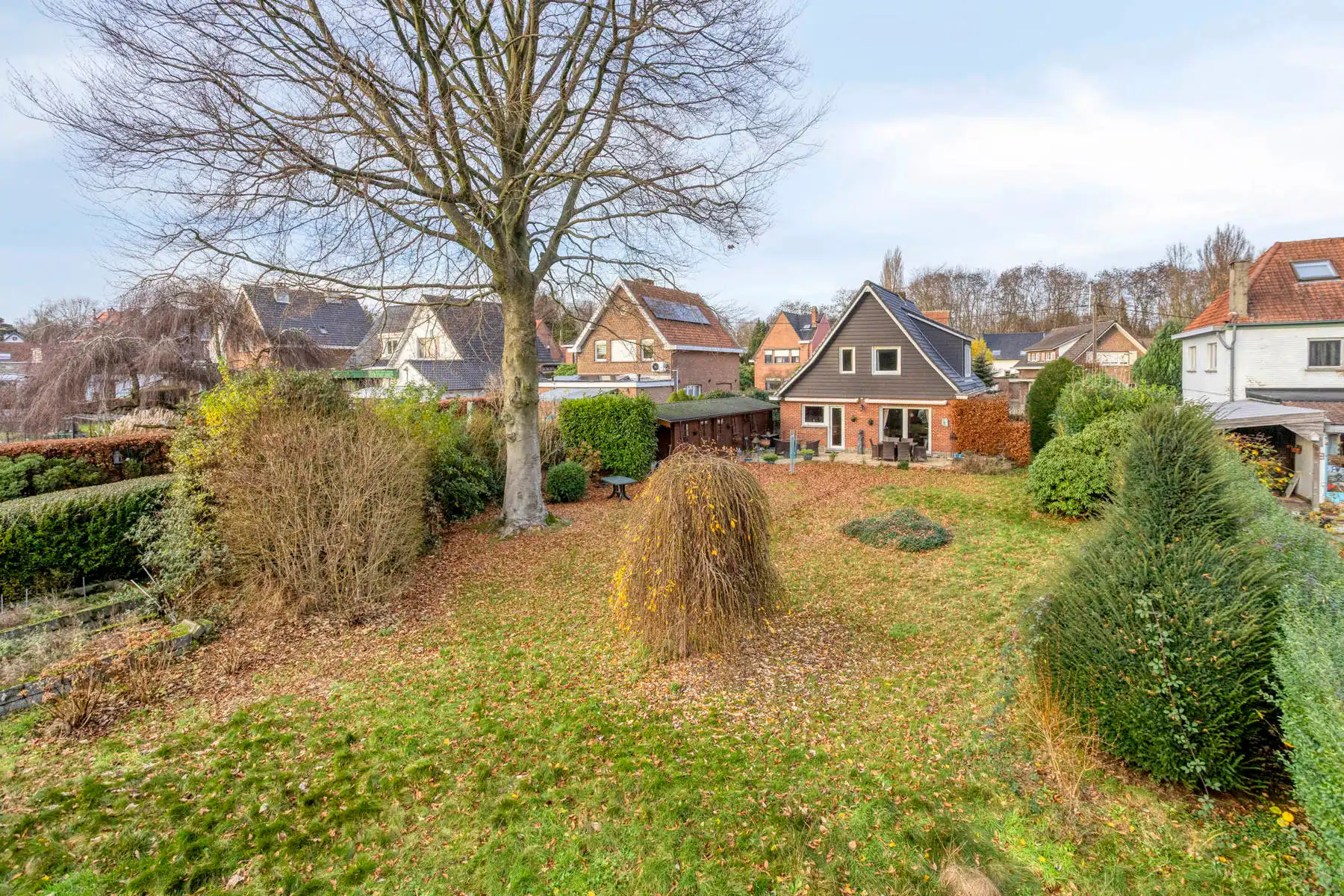 Te renoveren 4-gevelwoning op prachtig perceel foto 4
