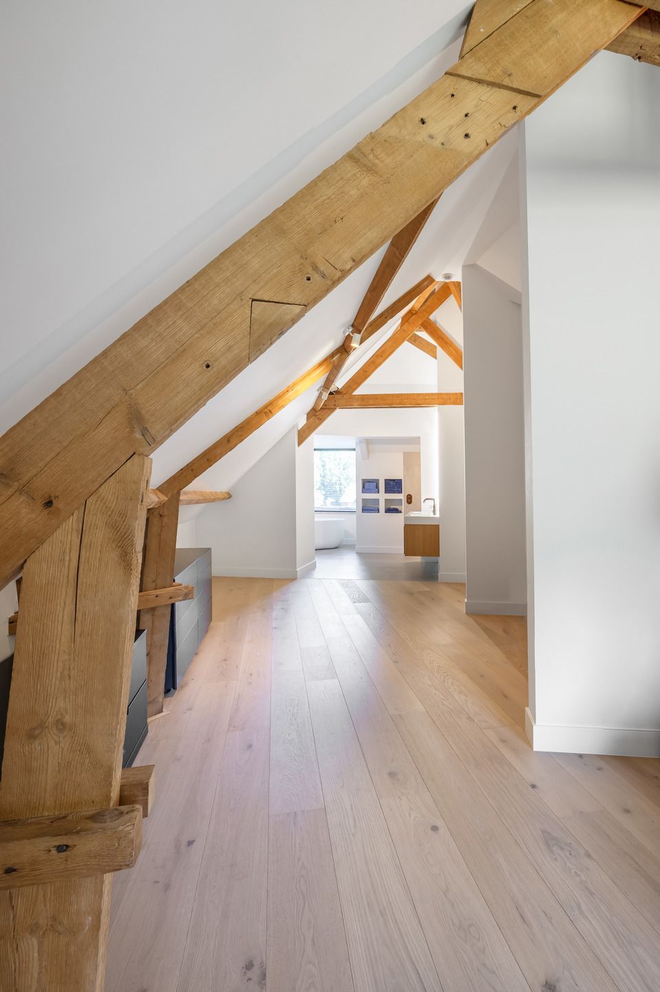 Luxe volledig gerenoveerde villa op een prachtig hoekperceel foto 28